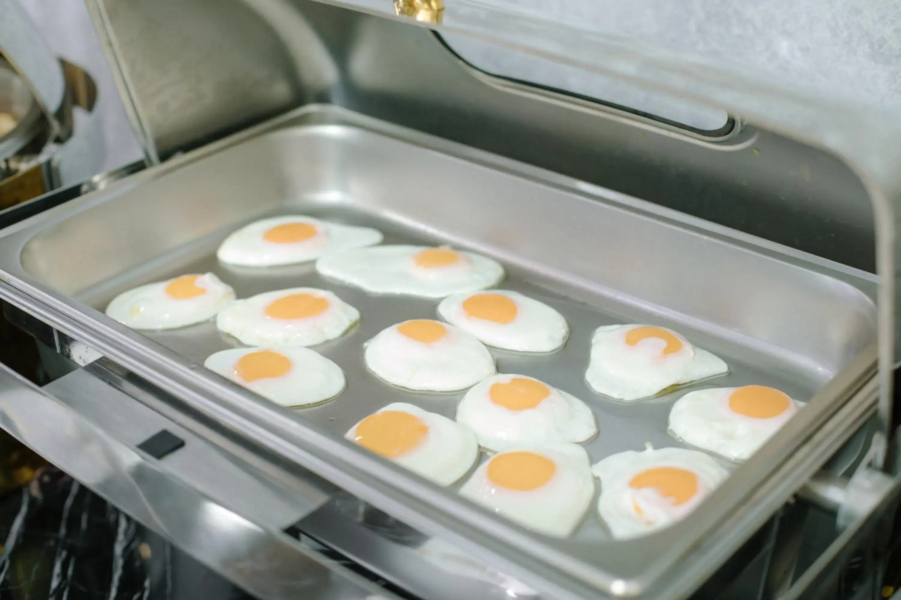 Food in Dendi Plaza Hotel Food in Dendi Plaza Hotel