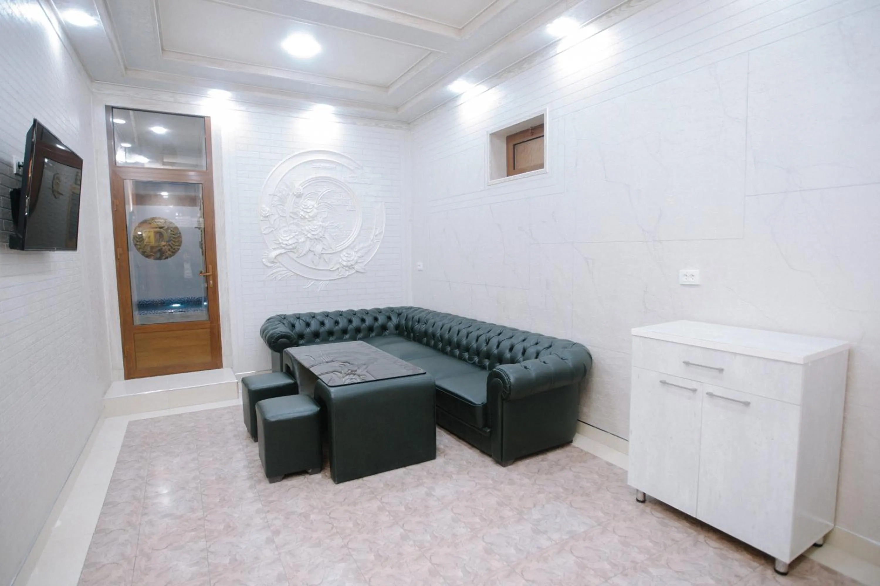 Sauna in Dendi Plaza Hotel