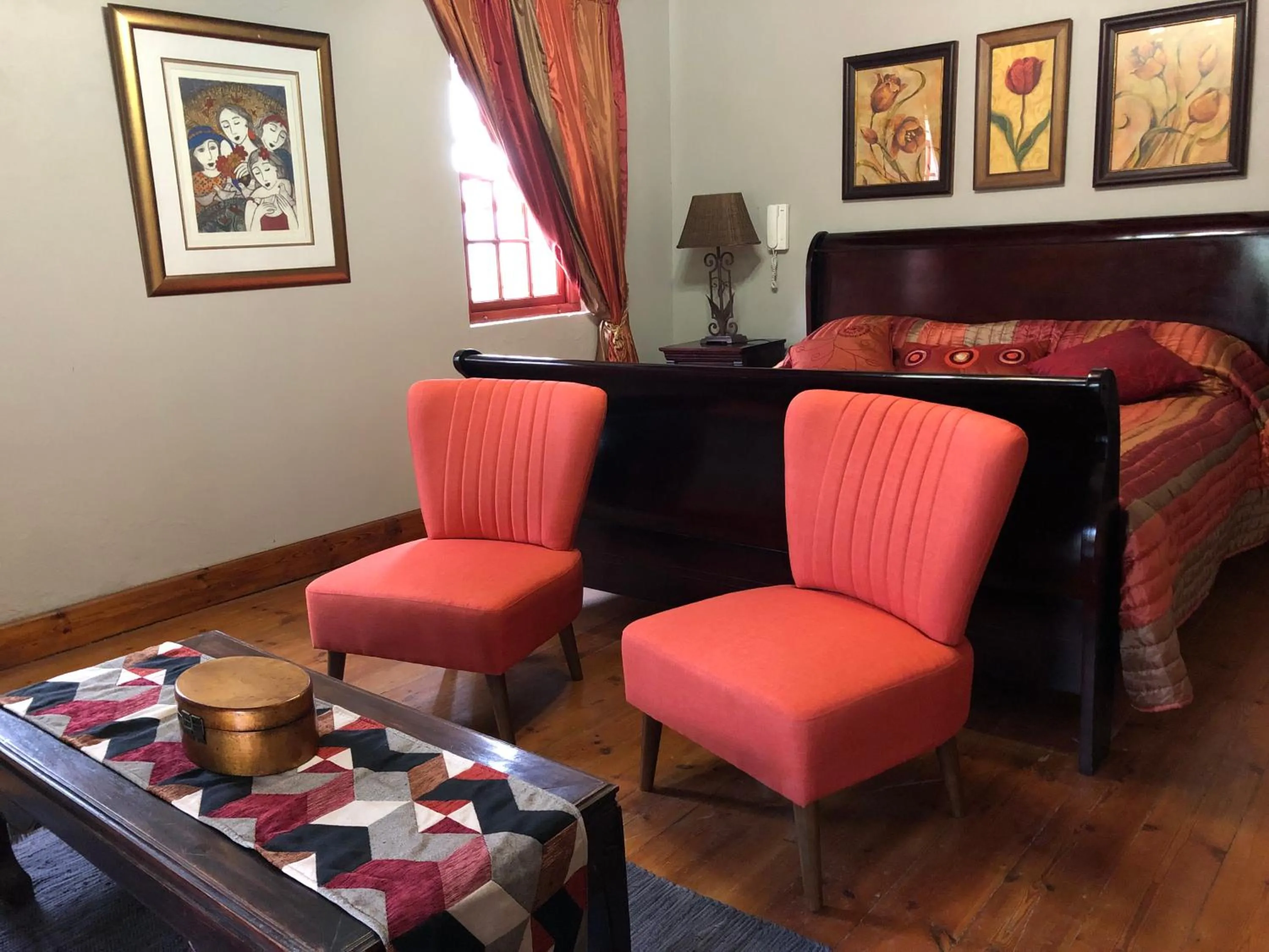 Photo of the whole room, Bed in Celebratio Pomegranate Farm