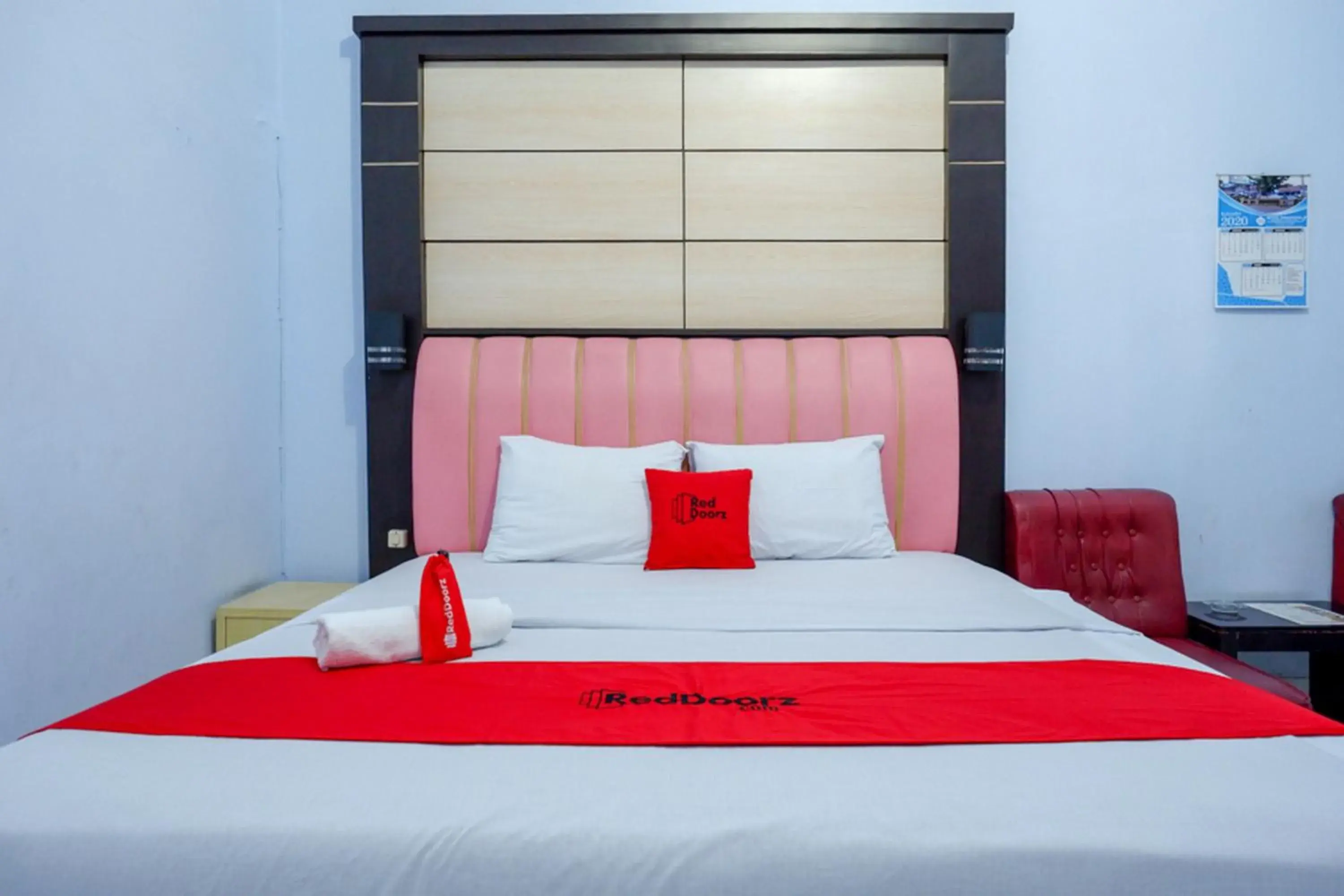 Bedroom, Bed in RedDoorz Plus Syariah near Stasiun Pekalongan 2 Bedroom, Bed in RedDoorz Plus Syariah near Stasiun Pekalongan 2