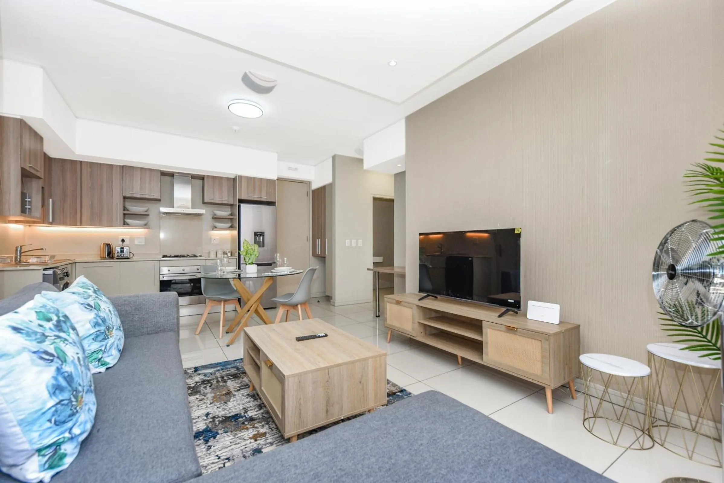 Living room in Easy Stay - The Tyrwhitt Rosebank