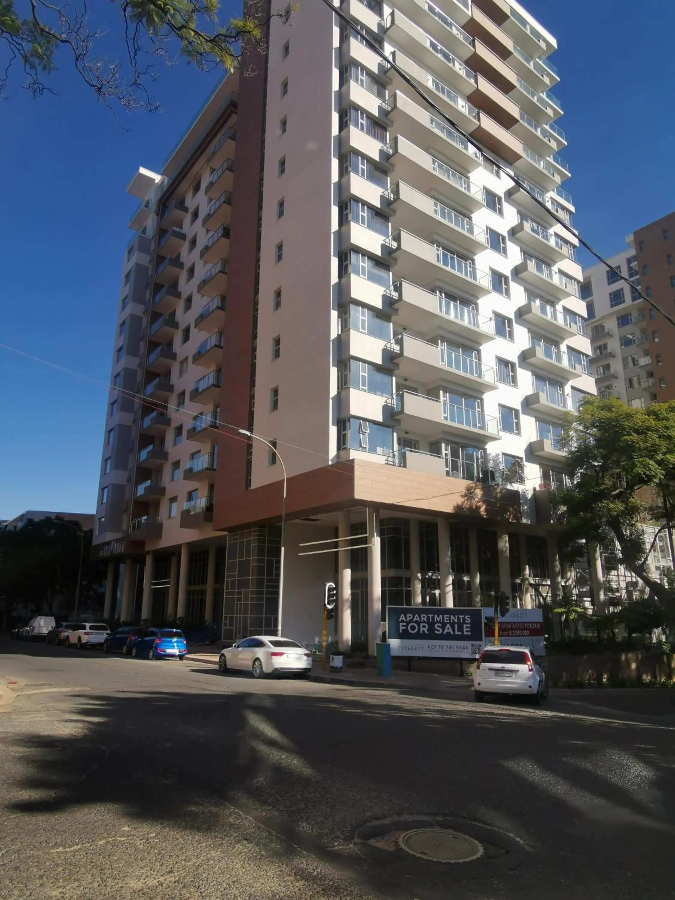 Property building in Easy Stay - The Tyrwhitt Rosebank