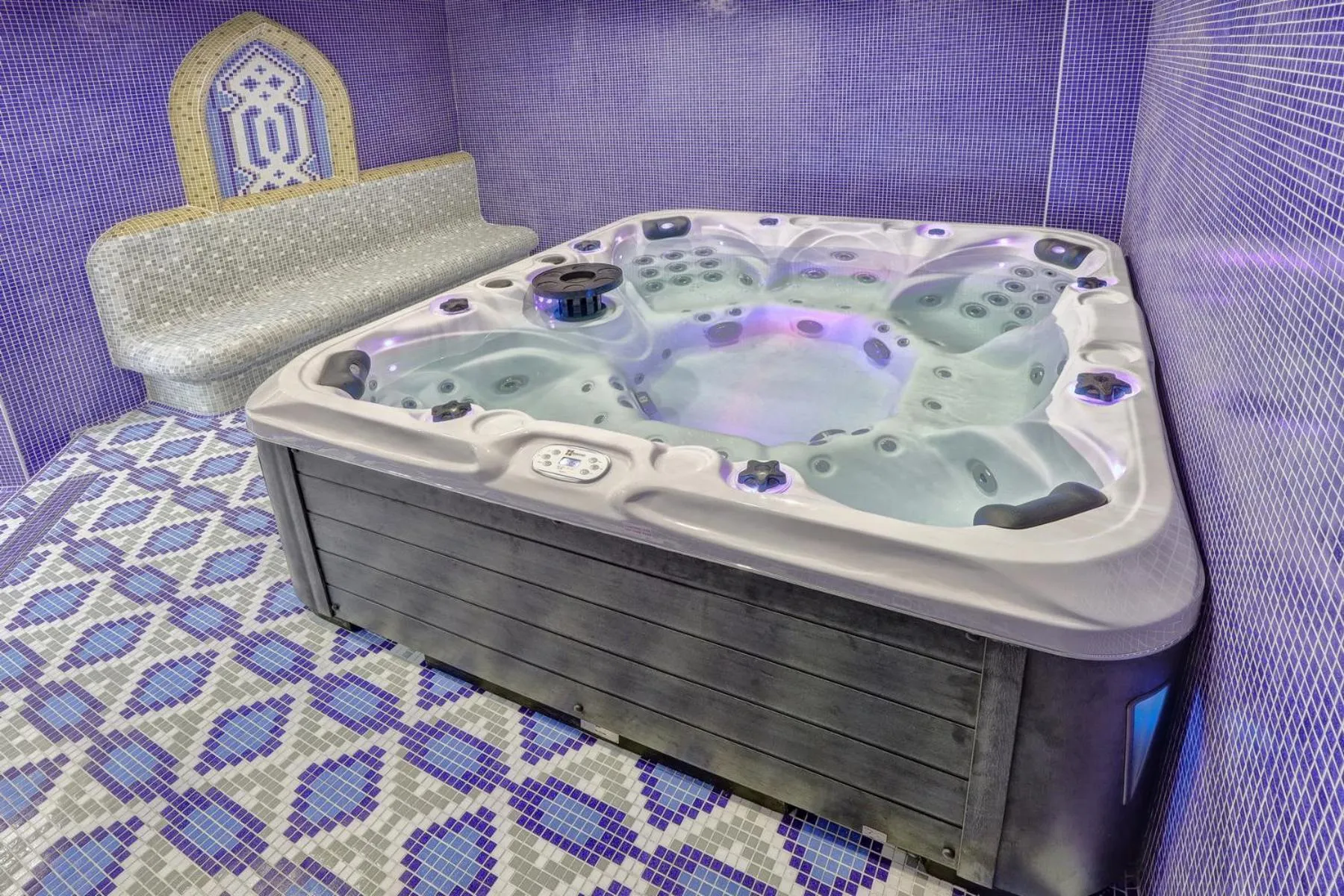 Massage in Hotel Continental