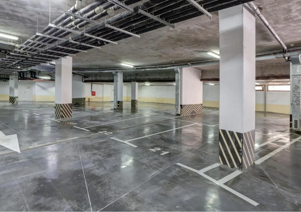 Parking in Hotel Continental