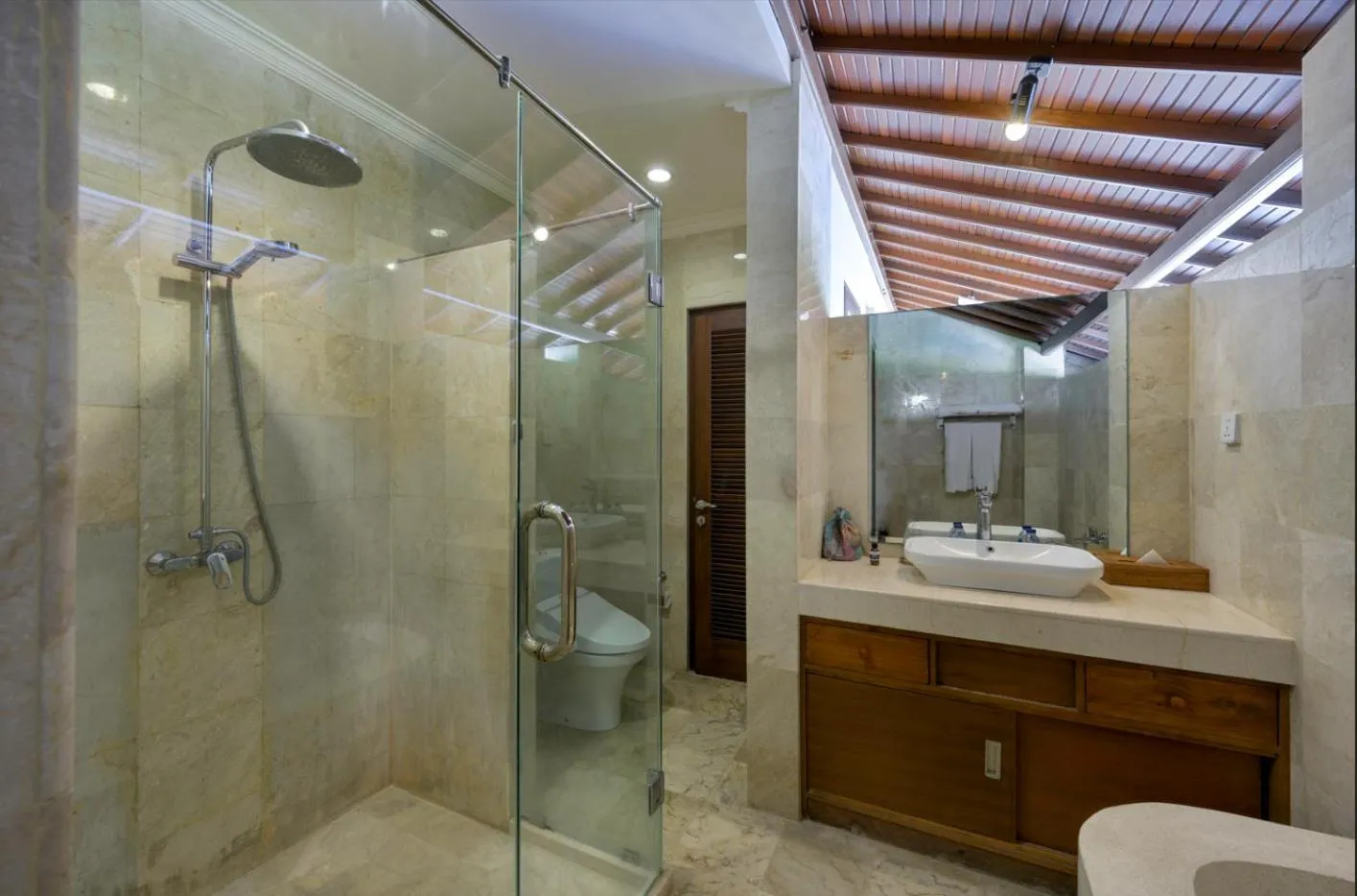 Bathroom in Villa Deh Simba at Oberoi