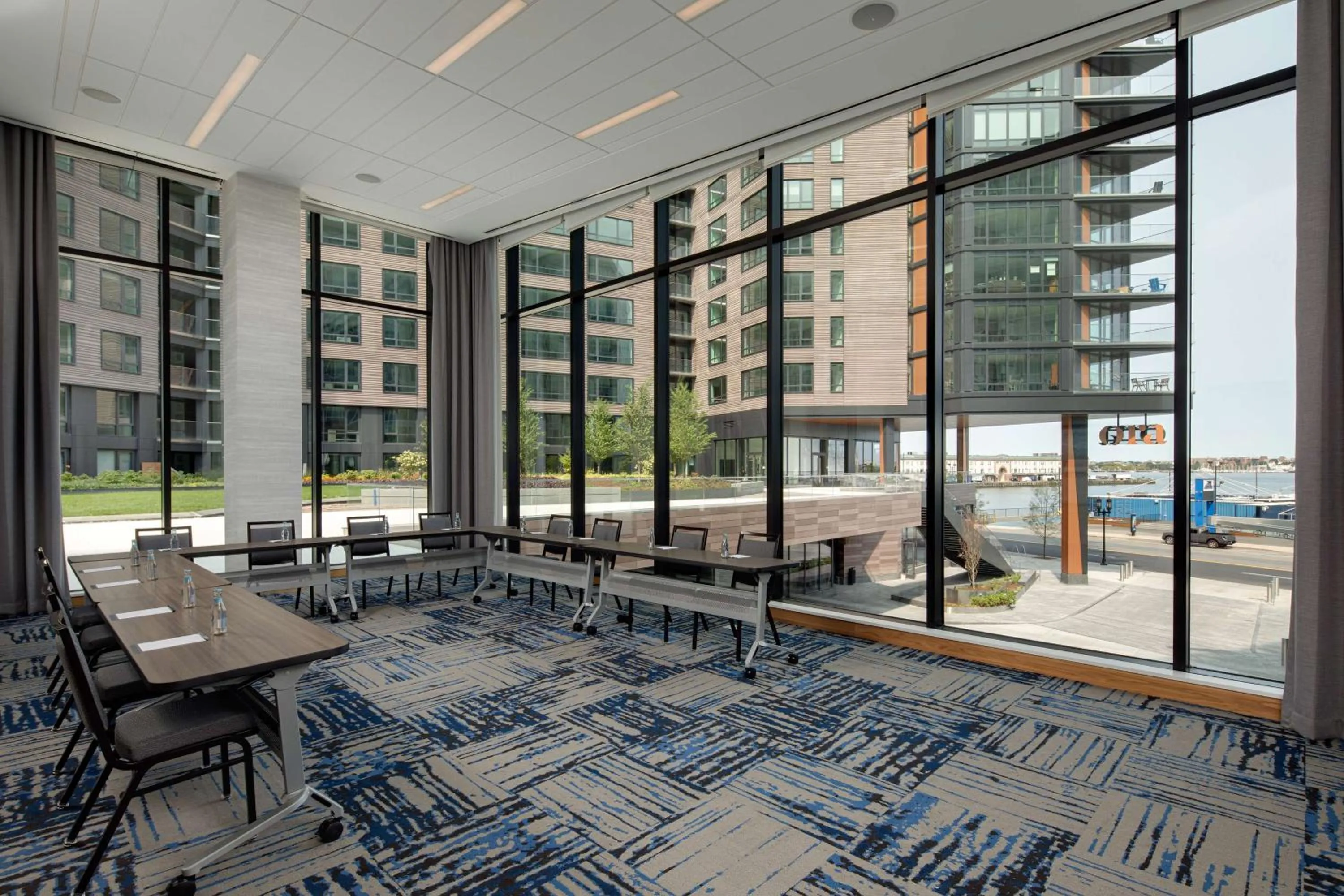Meeting/conference room in Hyatt Place Boston/Seaport District