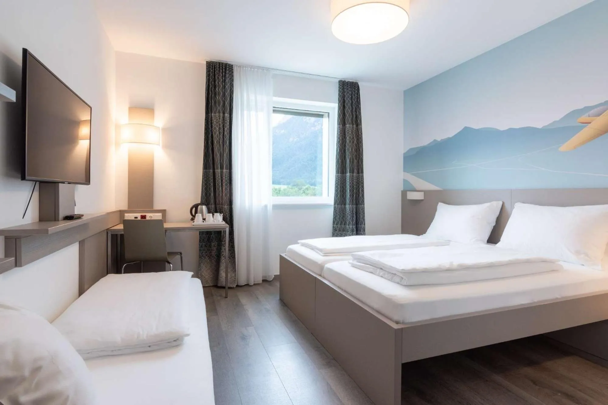 Photo of the whole room, Bed in Best Western Hotel Kiefersfelden