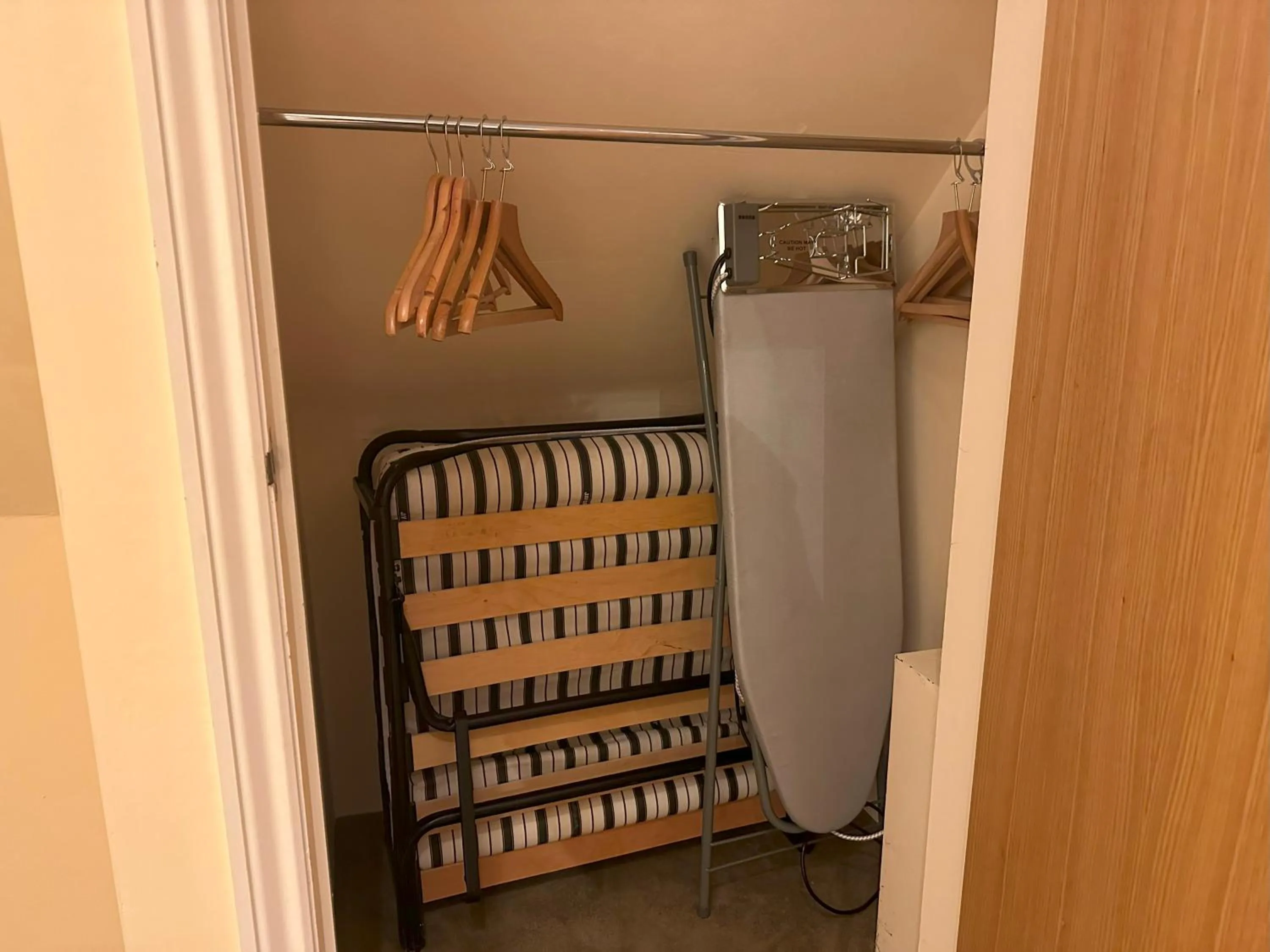 wardrobe in The North Hill Hotel