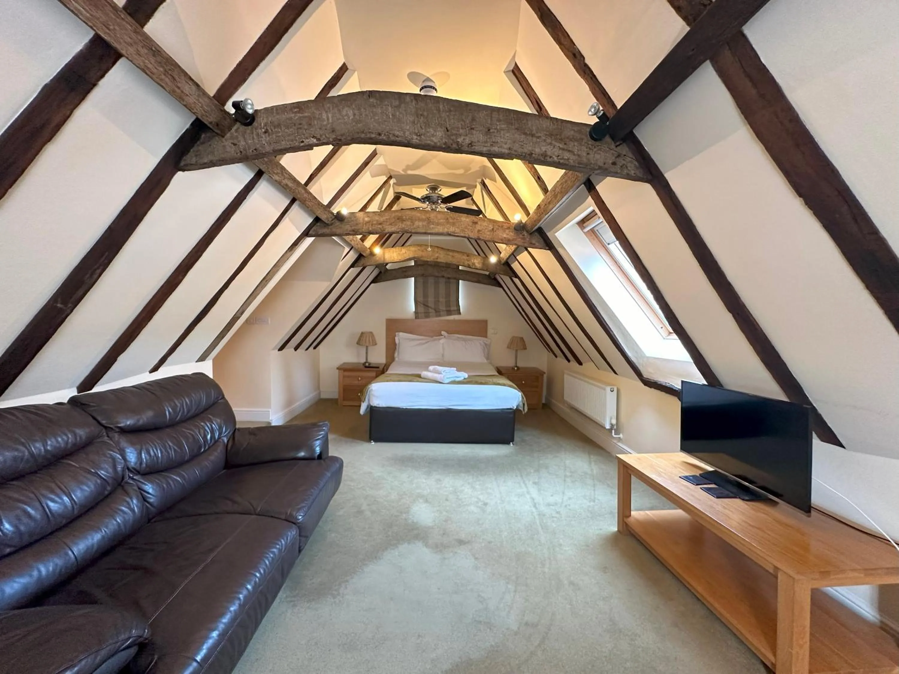 Bedroom, Bed in The North Hill Hotel