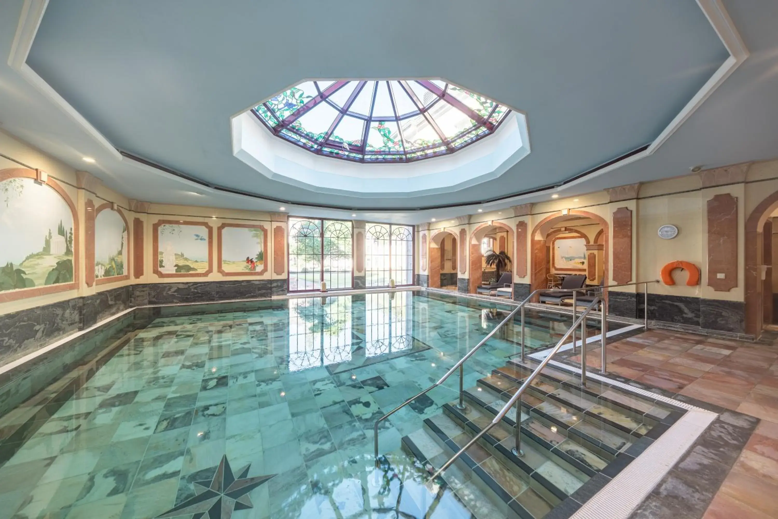 Swimming pool in Hotel Fürstenhof Bad Bertrich Swimming pool in Hotel Fürstenhof Bad Bertrich