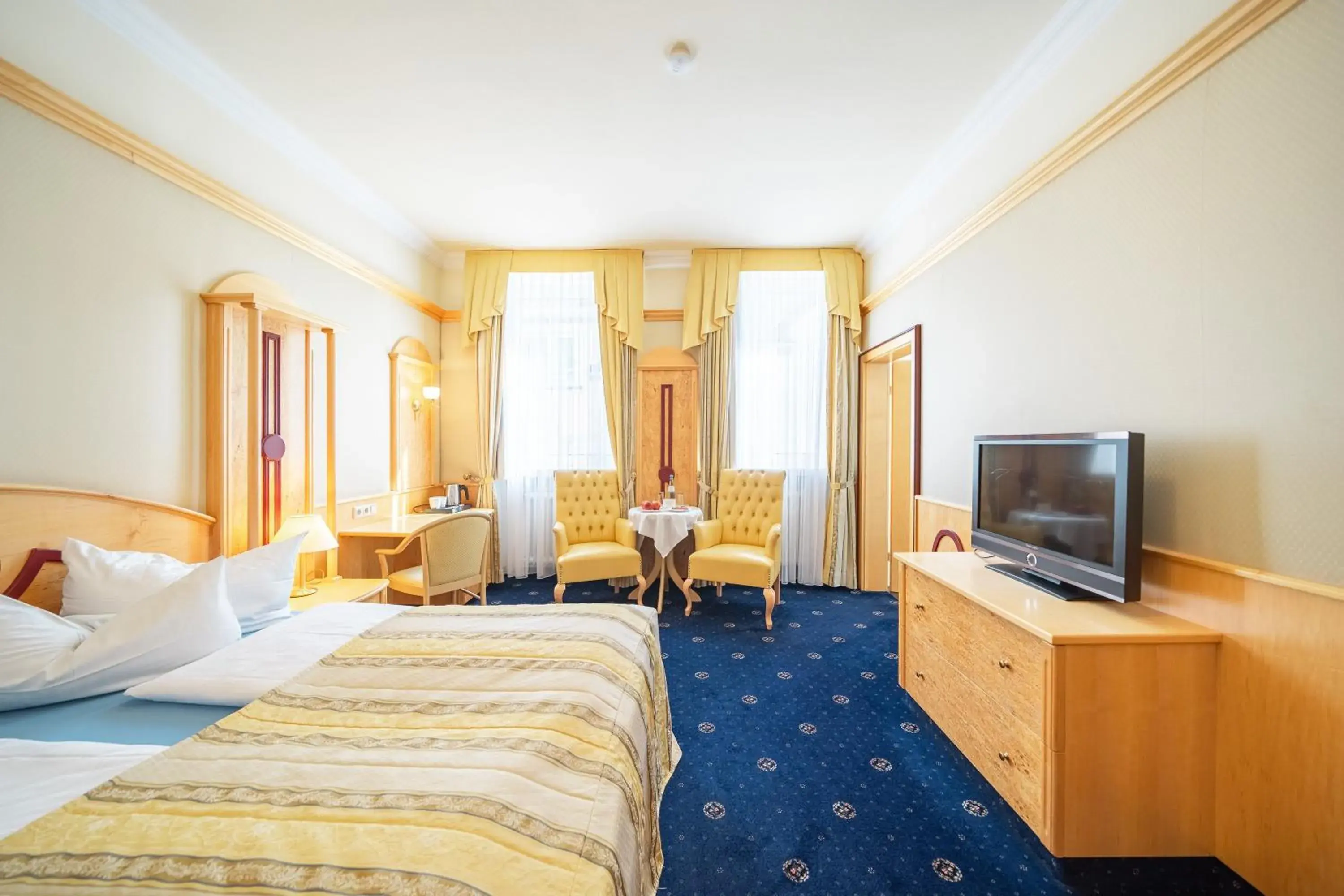 Bed in Hotel Fürstenhof Bad Bertrich Bed in Hotel Fürstenhof Bad Bertrich