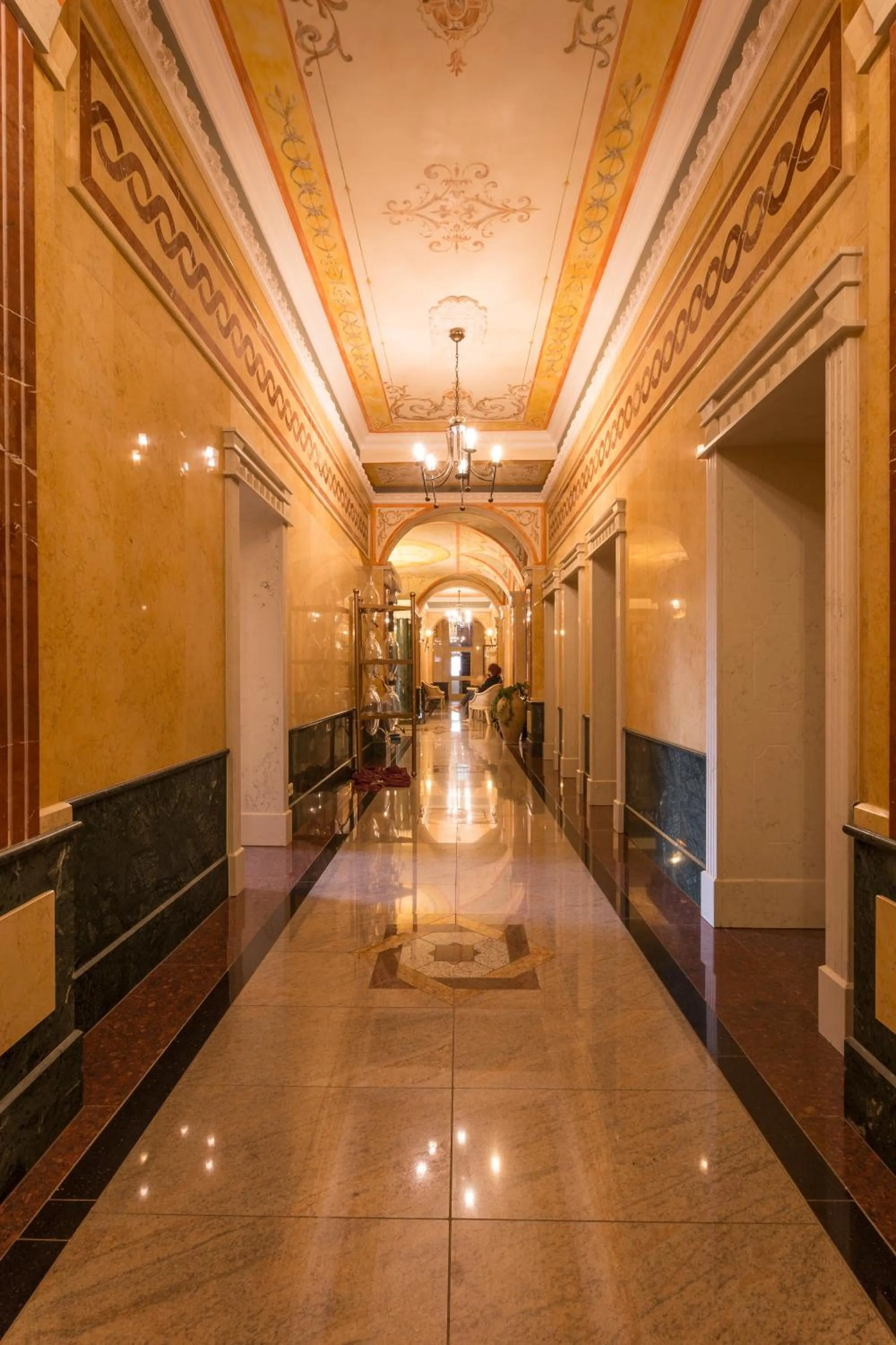 Spa and wellness centre/facilities in Hotel Fürstenhof Bad Bertrich