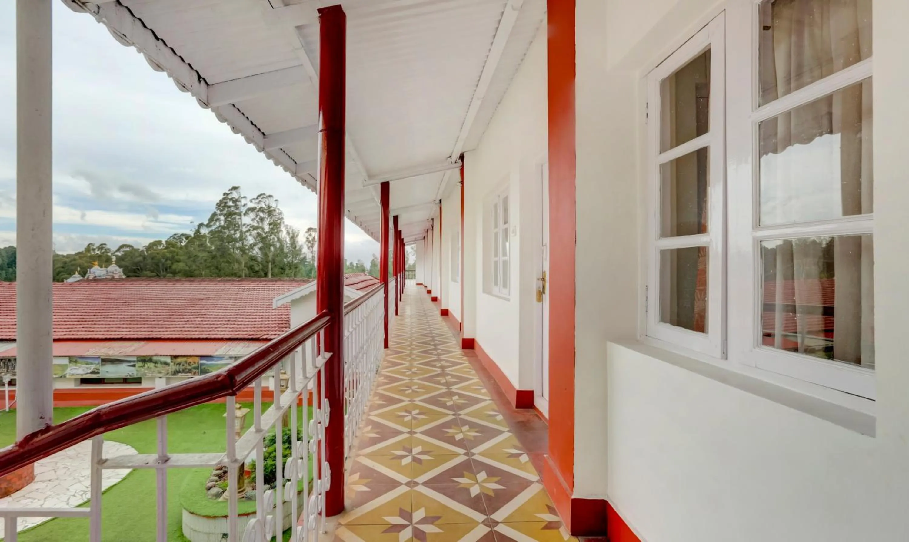 Balcony/Terrace in Treebo Atithi Bhavan, 1 Km From Ooty Lake