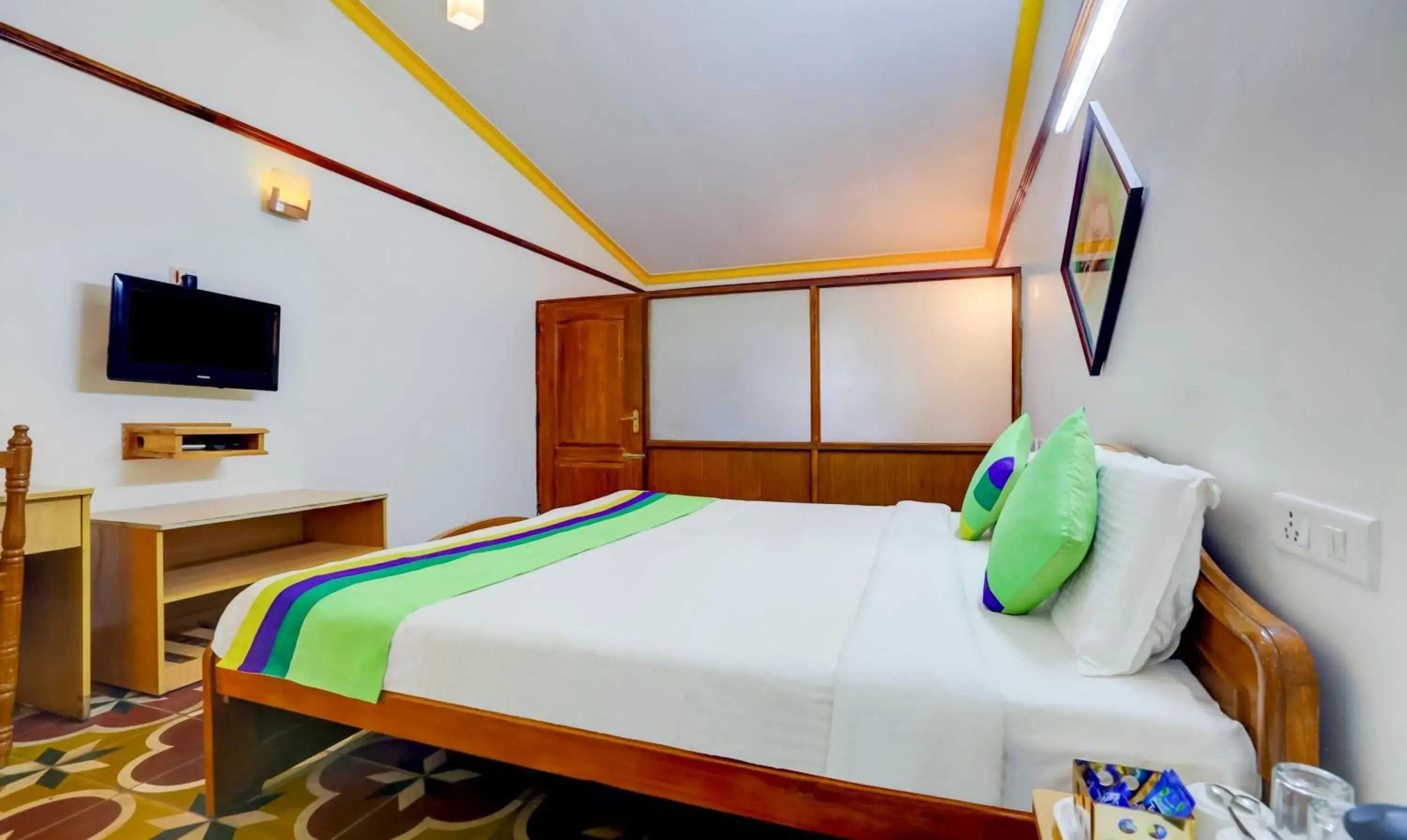 Bedroom, Bed in Treebo Atithi Bhavan, 1 Km From Ooty Lake Bedroom, Bed in Treebo Atithi Bhavan, 1 Km From Ooty Lake