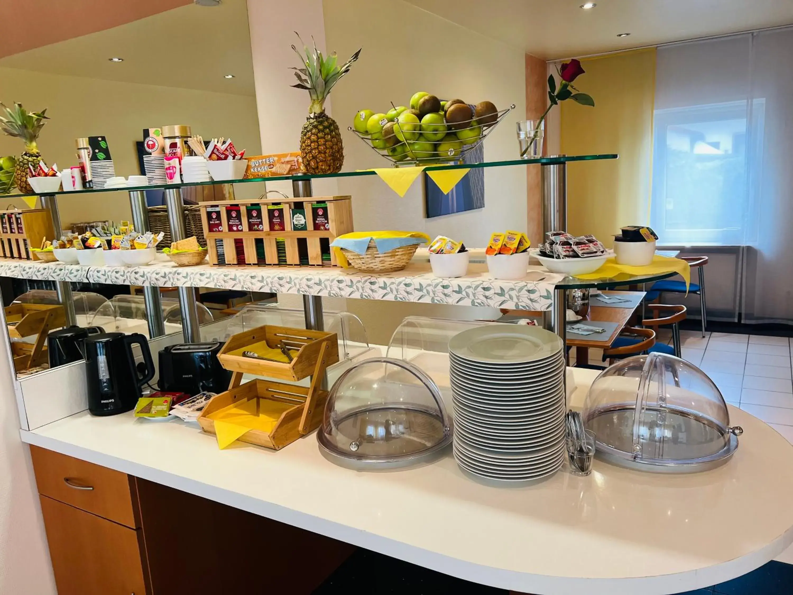 Breakfast in Hotel Niederräder Hof Breakfast in Hotel Niederräder Hof