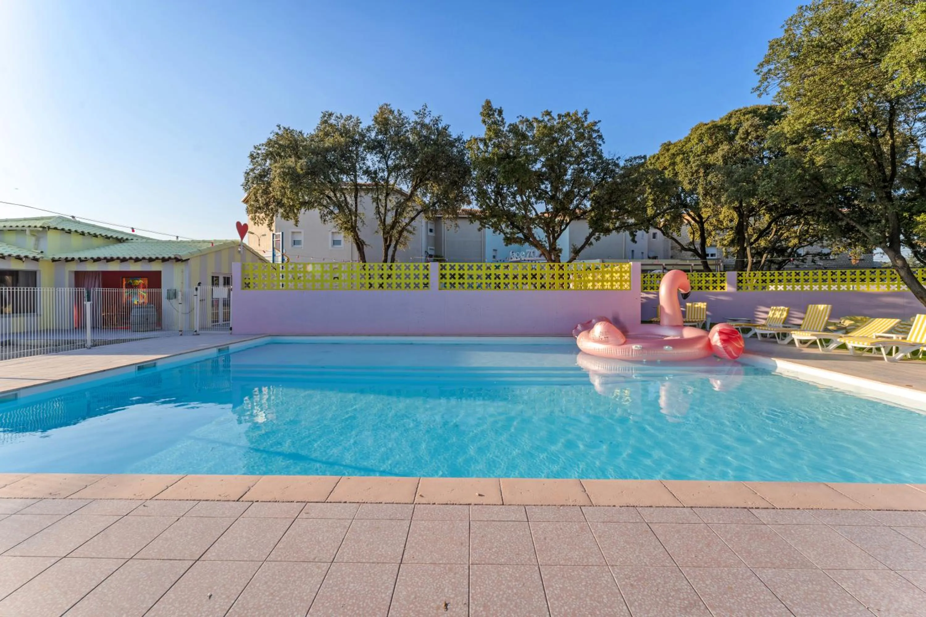 Day in greet hôtel Pont du Gard - Route d'Avignon