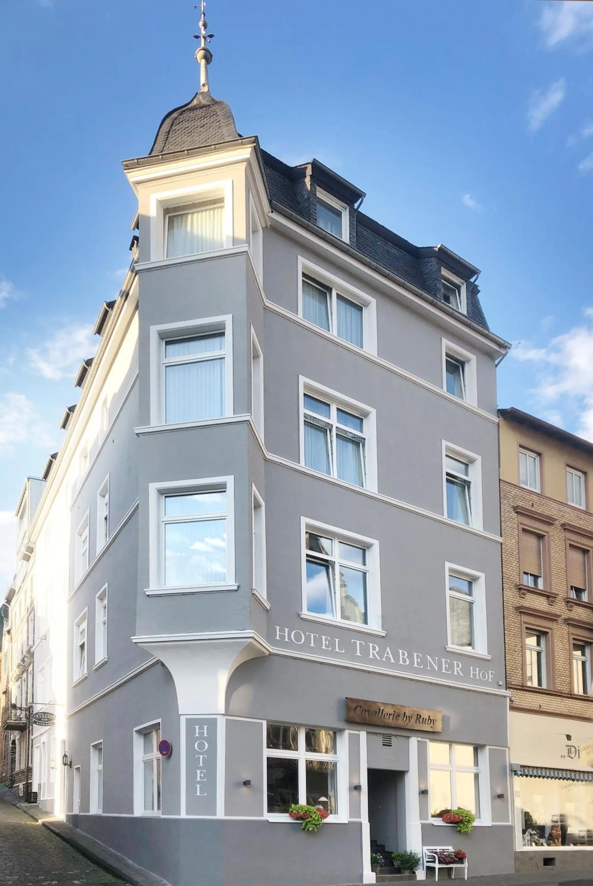 Property building in Hotel Trabener Hof