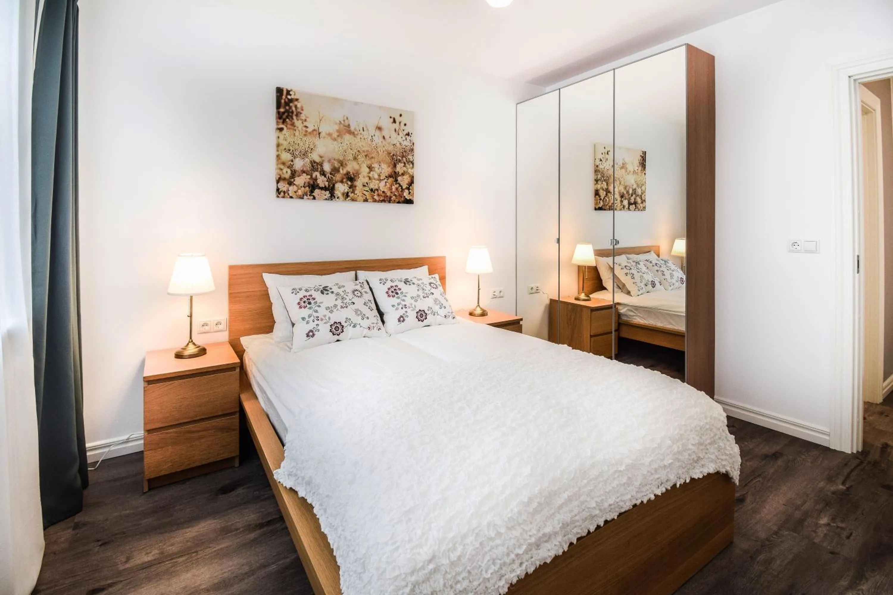Bed in Greenkey Apartment S30