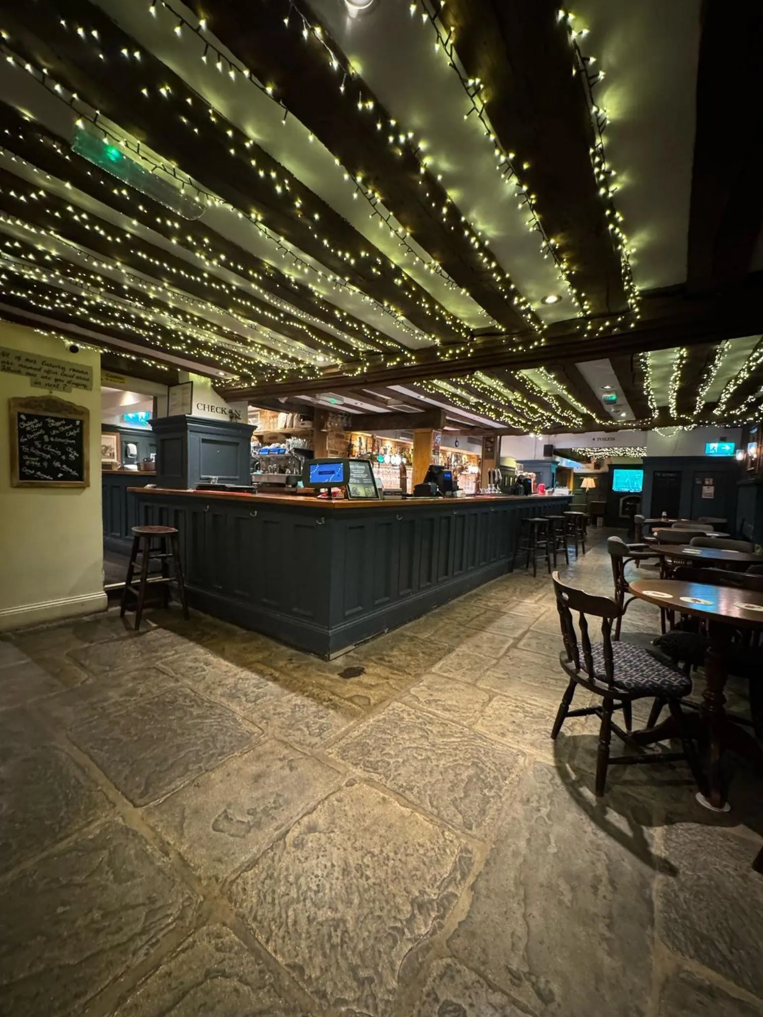 Restaurant/places to eat in The Greyhound Inn