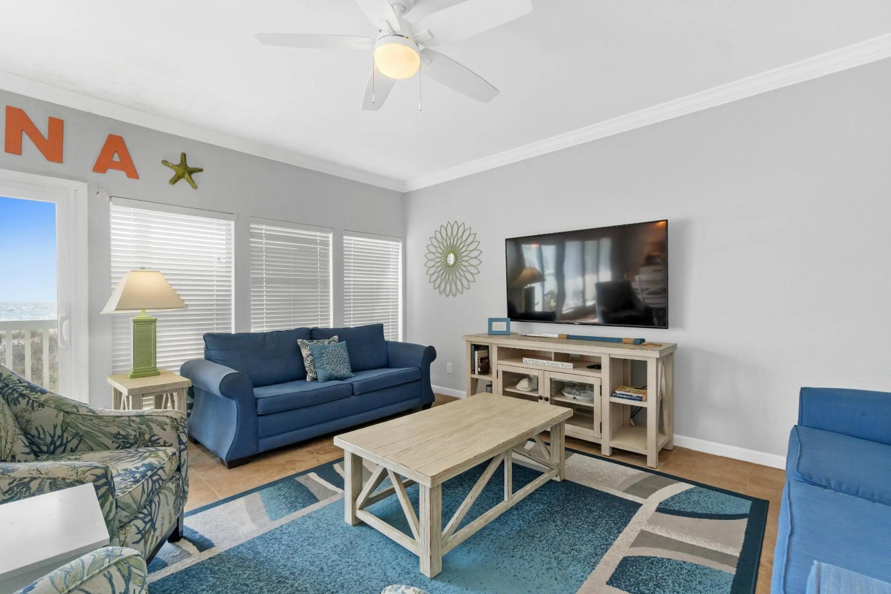 TV and multimedia in Harbur Arms - Pet Friendly