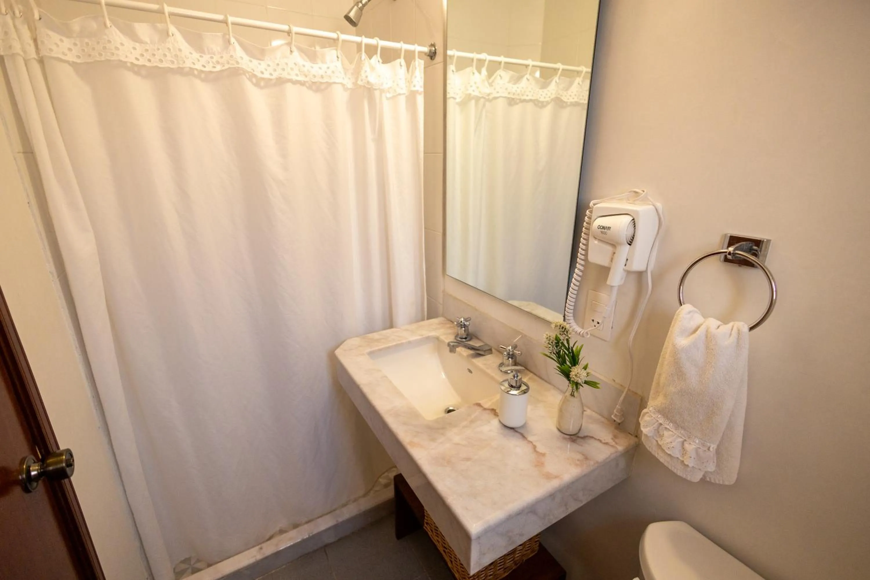 Bathroom in Casa Araiza