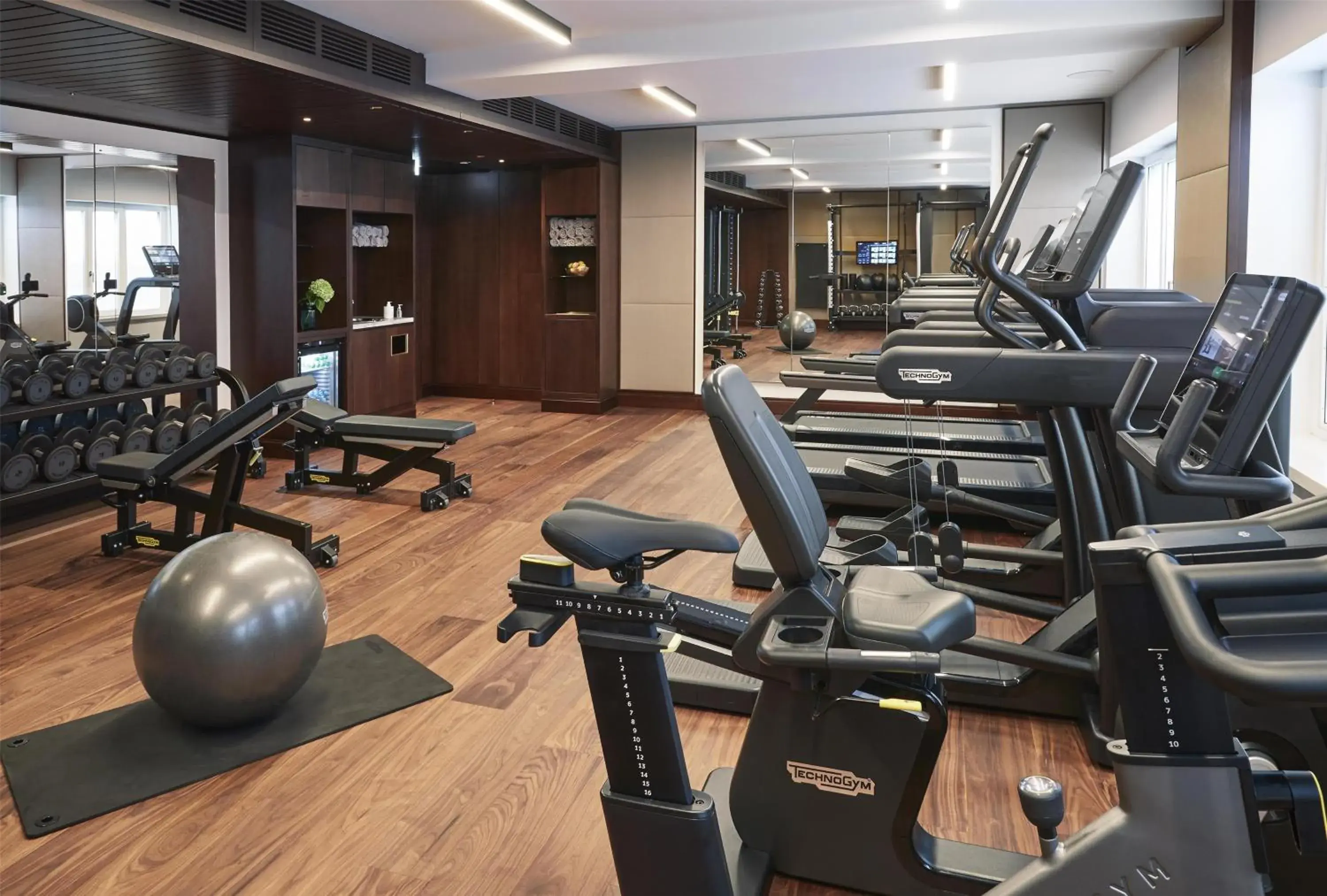 Spa and wellness centre/facilities in Vier Jahreszeiten Kempinski München Spa and wellness centre/facilities in Vier Jahreszeiten Kempinski München