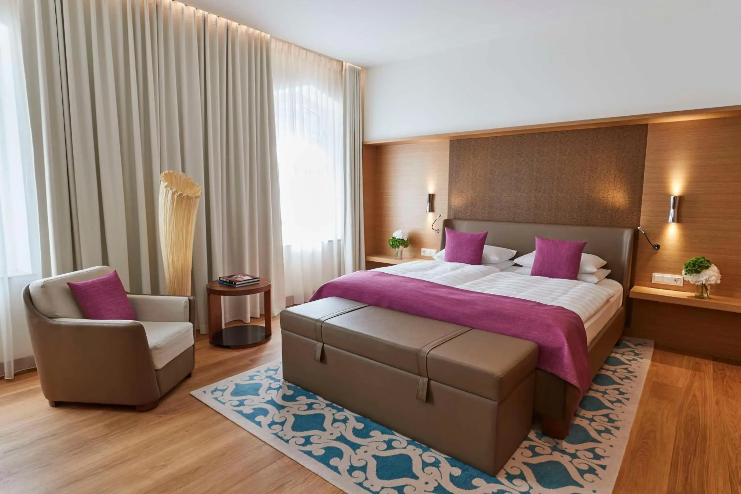 Grand Deluxe Room King in Vier Jahreszeiten Kempinski München Grand Deluxe Room King in Vier Jahreszeiten Kempinski München