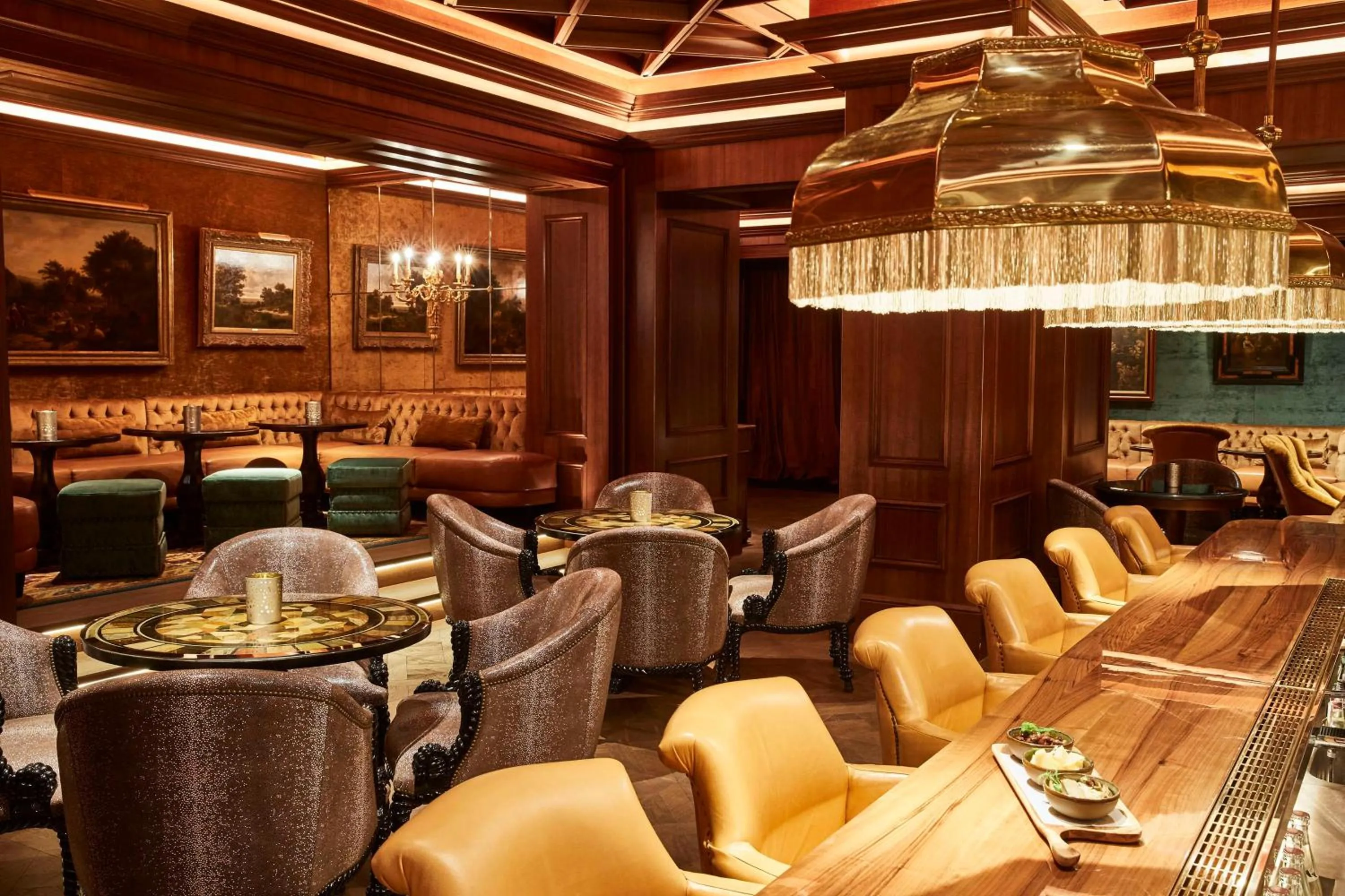 Lounge or bar in Vier Jahreszeiten Kempinski München