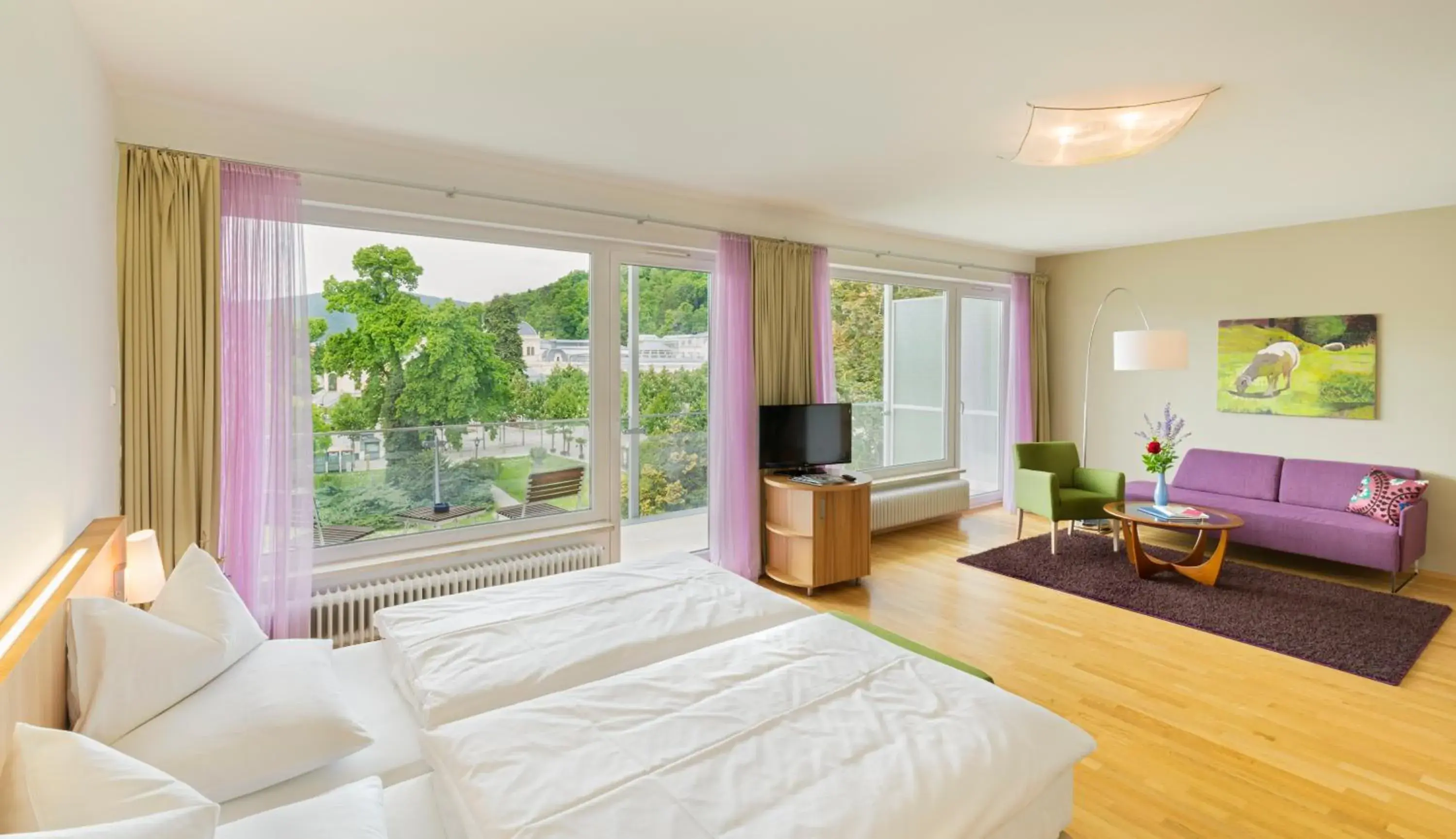 Photo of the whole room, Bed in At the Park Hotel Photo of the whole room, Bed in At the Park Hotel