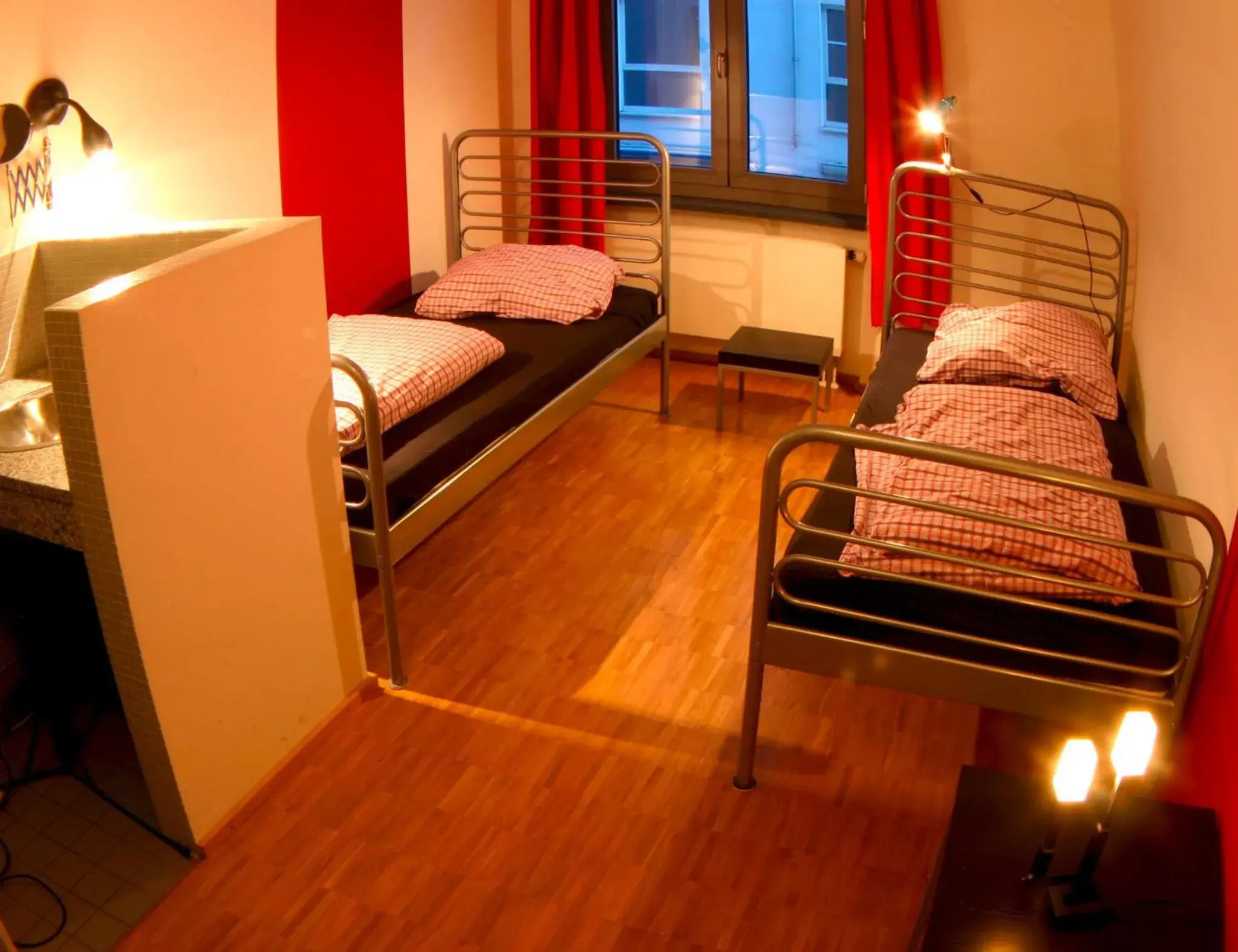 Single Room with Shower in Heart of Gold Hostel Berlin Single Room with Shower in Heart of Gold Hostel Berlin