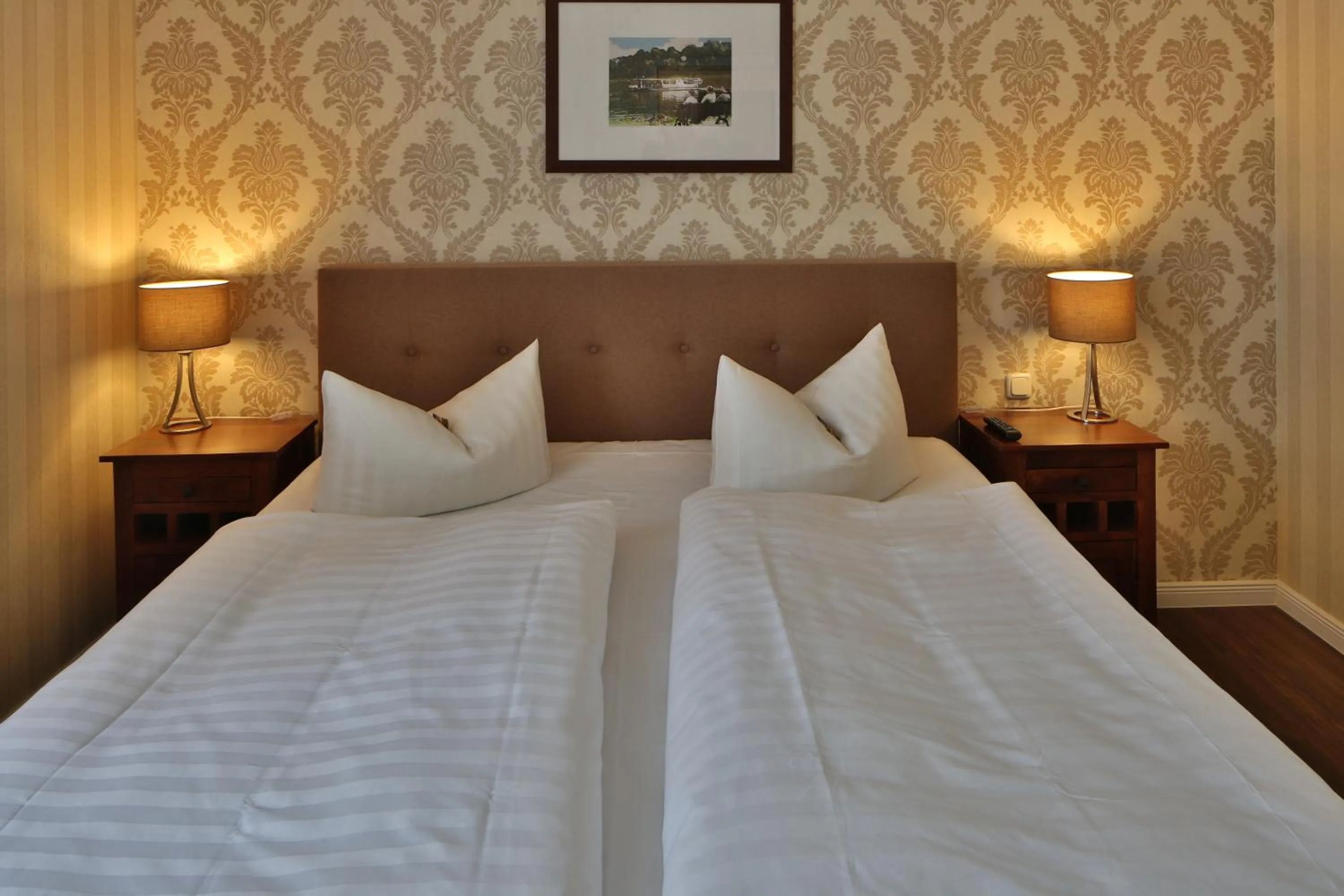 Bed in Hotel Elefant