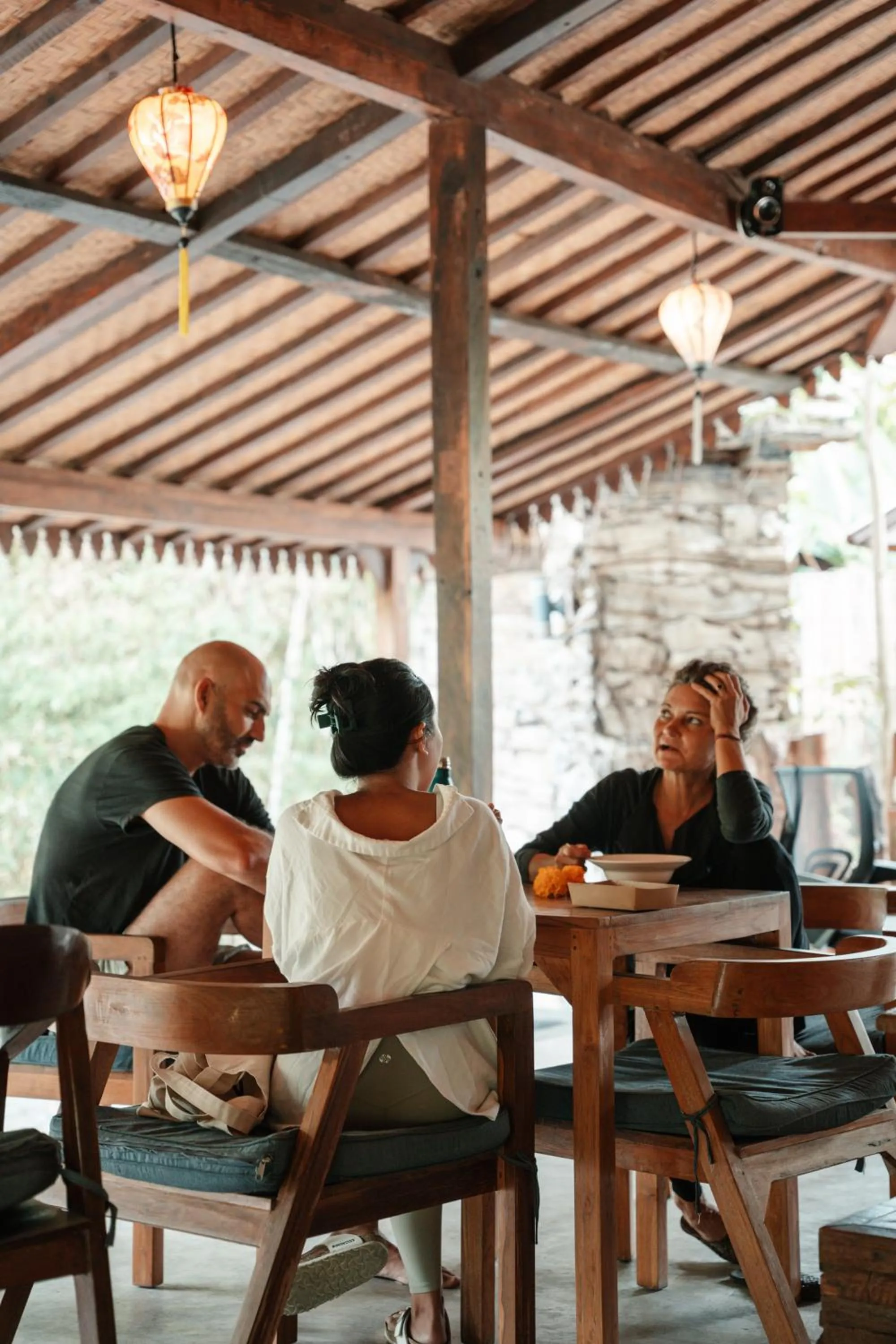 Restaurant/places to eat in Ubuntu Bali Eco Yoga Retreat - CANGGU