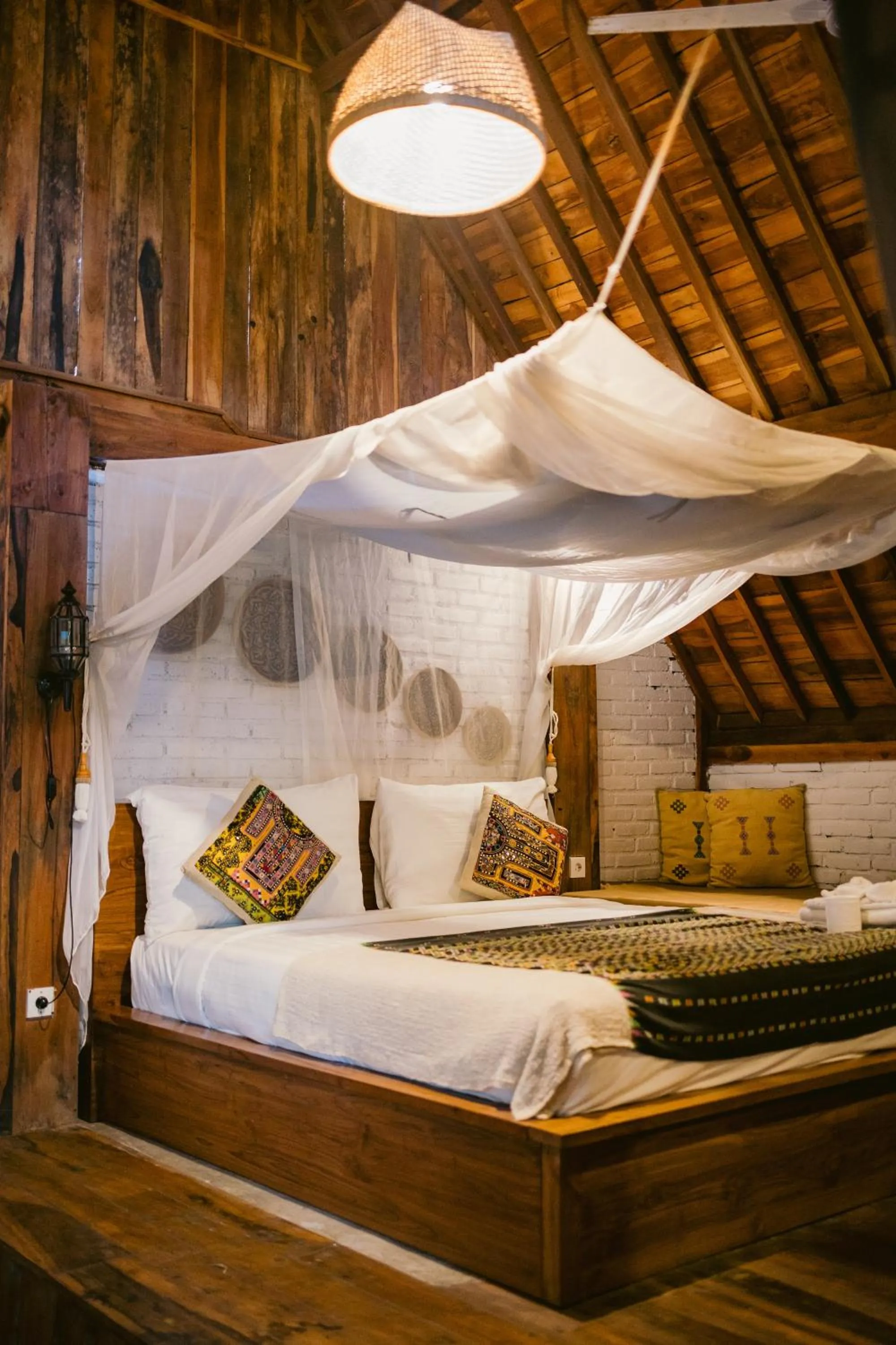 Bed in Ubuntu Bali Eco Yoga Retreat - CANGGU