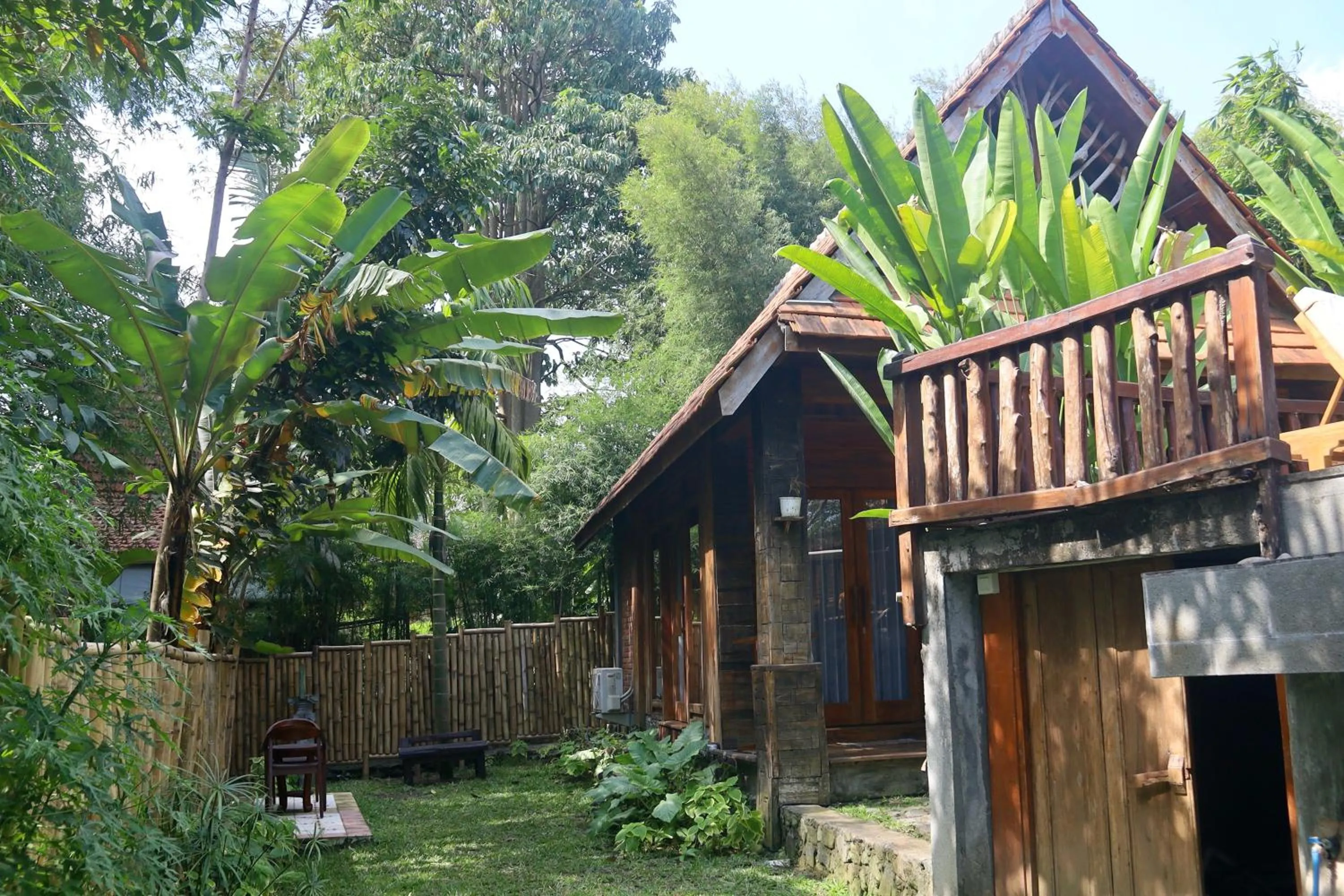 Property building in Ubuntu Bali Eco Yoga Retreat - CANGGU