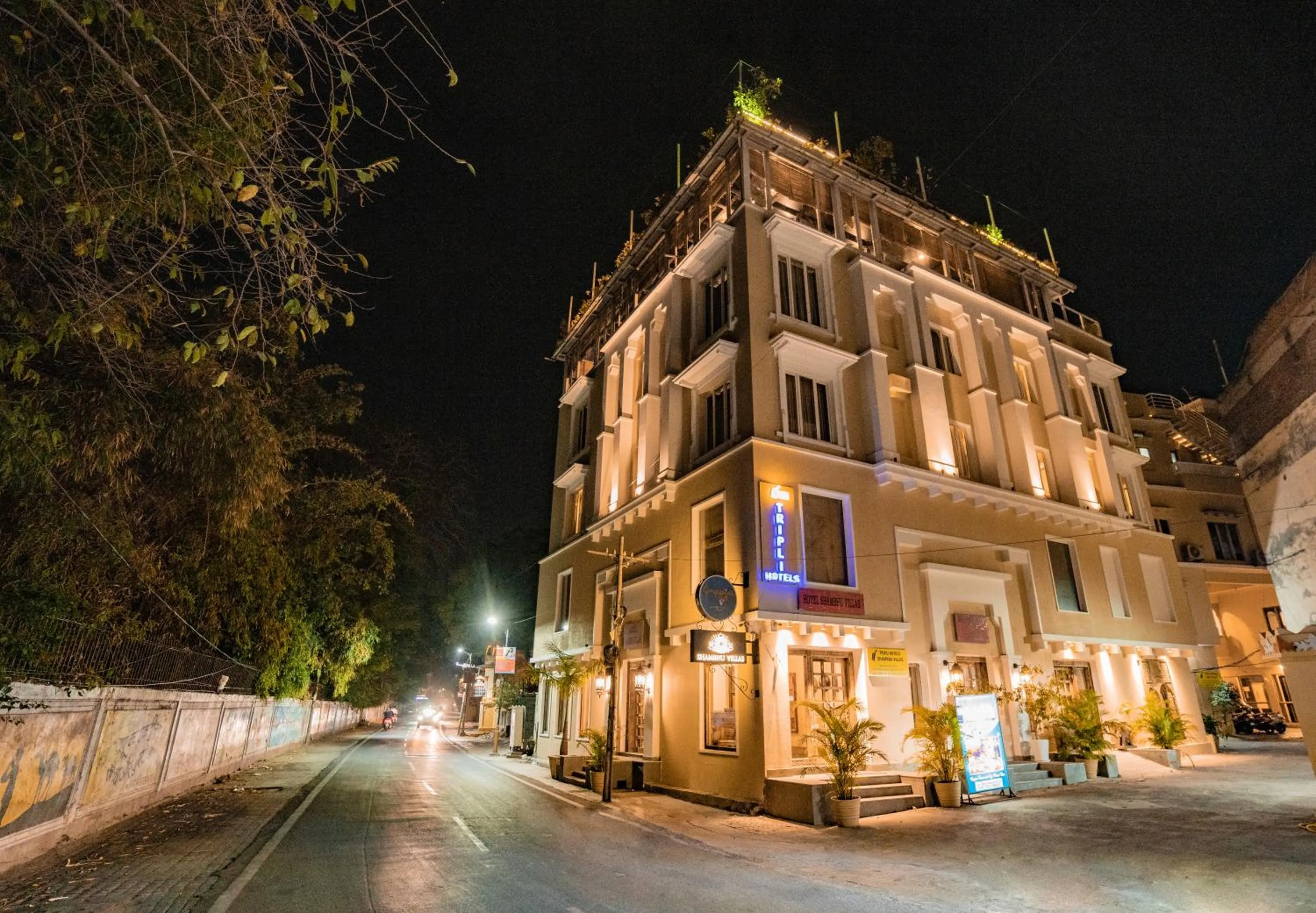 Property building in Tripli Hotels Shambhu Villas