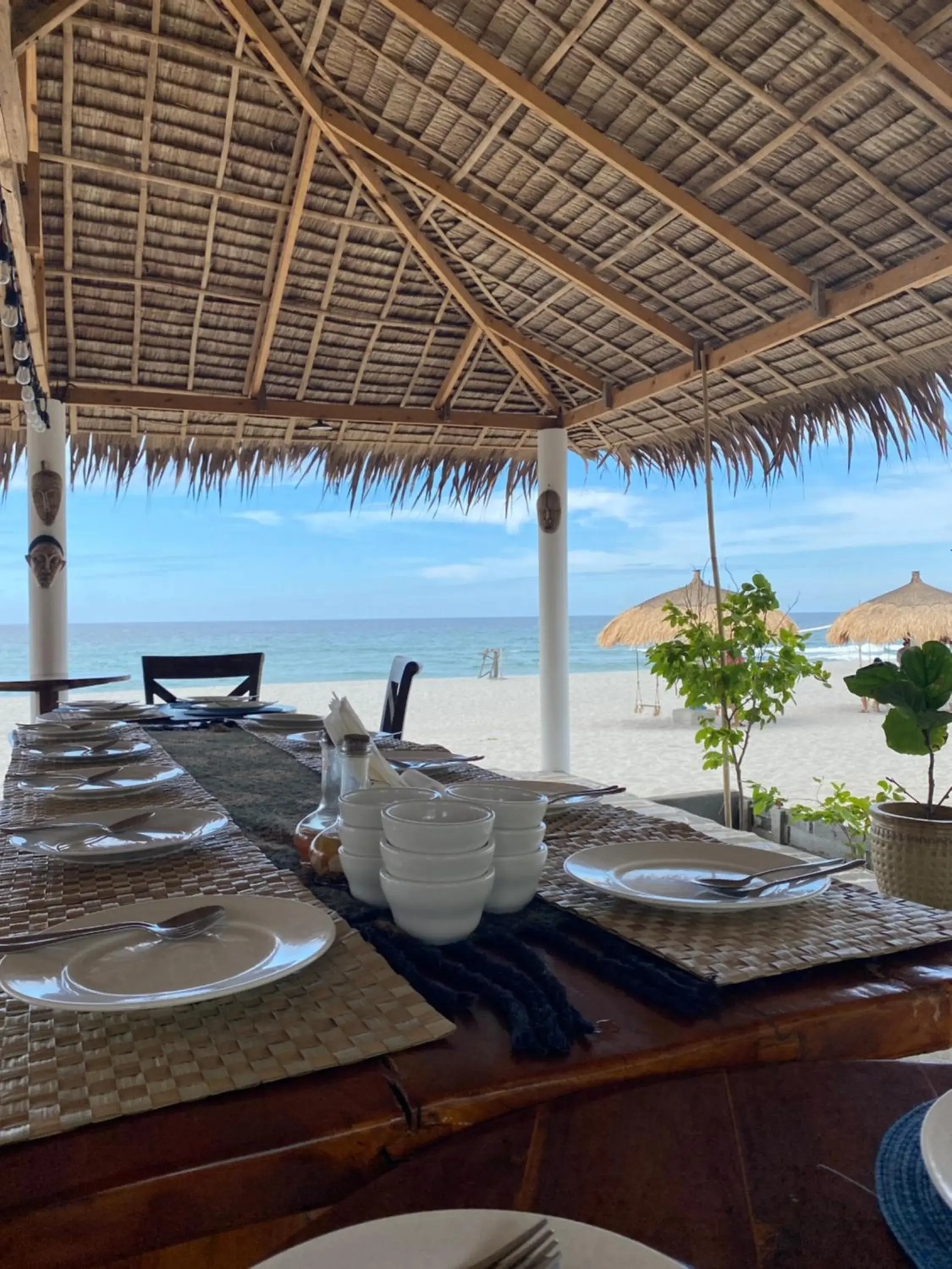 Restaurant/places to eat in Club Monet Beachfront Resort by Cocotel Restaurant/places to eat in Club Monet Beachfront Resort by Cocotel