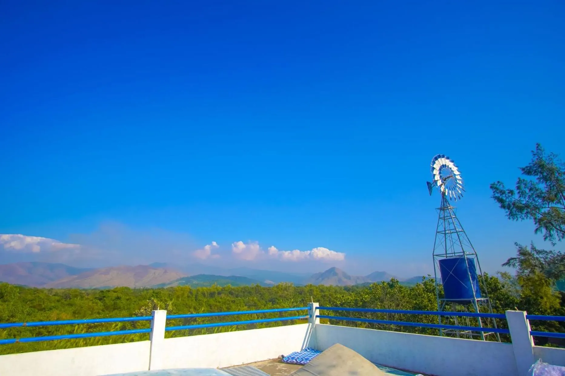 Club Monet Beachfront Resort by Cocotel