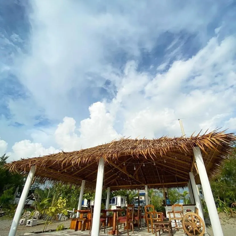 Club Monet Beachfront Resort by Cocotel