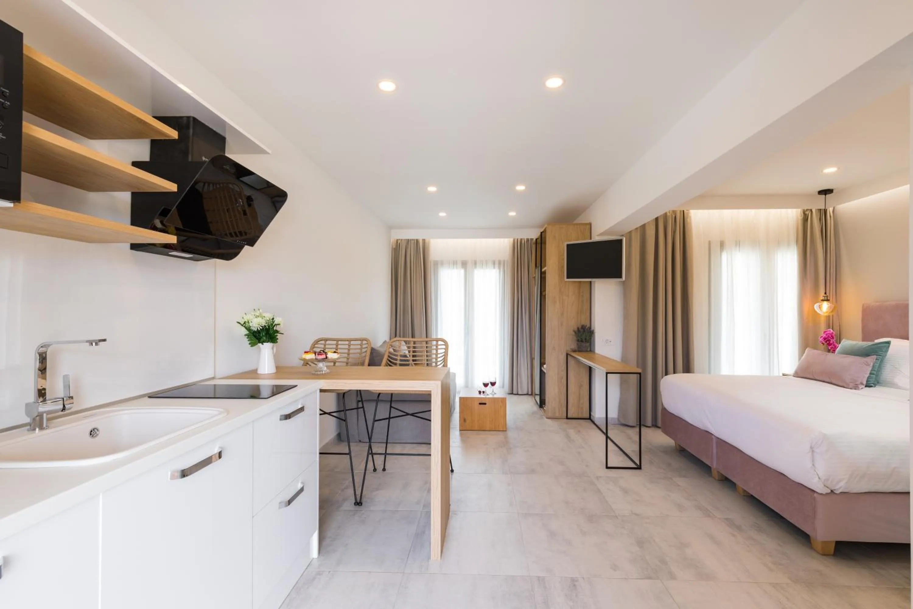 Kitchen or kitchenette, Bed in V Luxury Suites