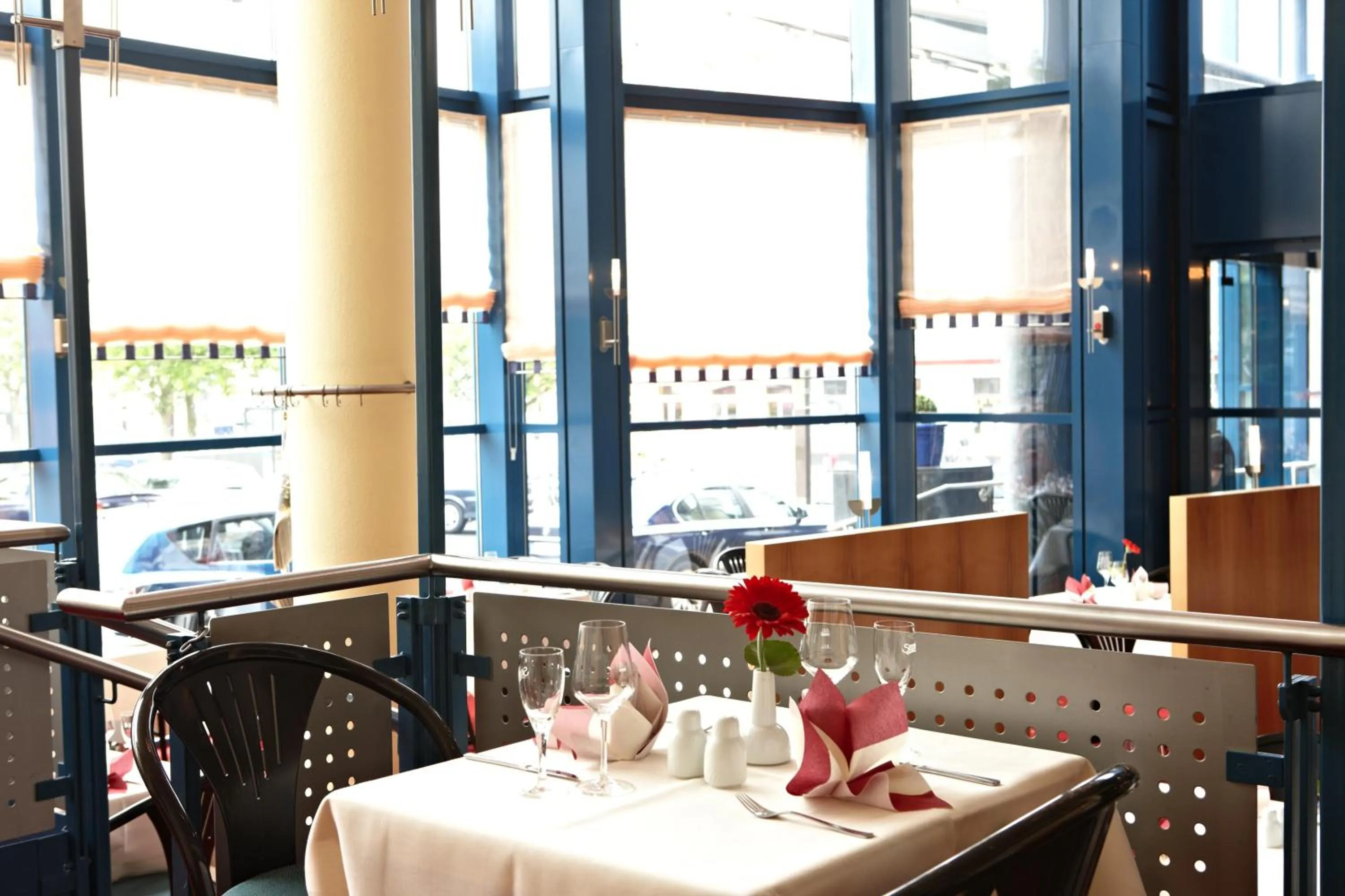 Restaurant/places to eat in IntercityHotel Schwerin