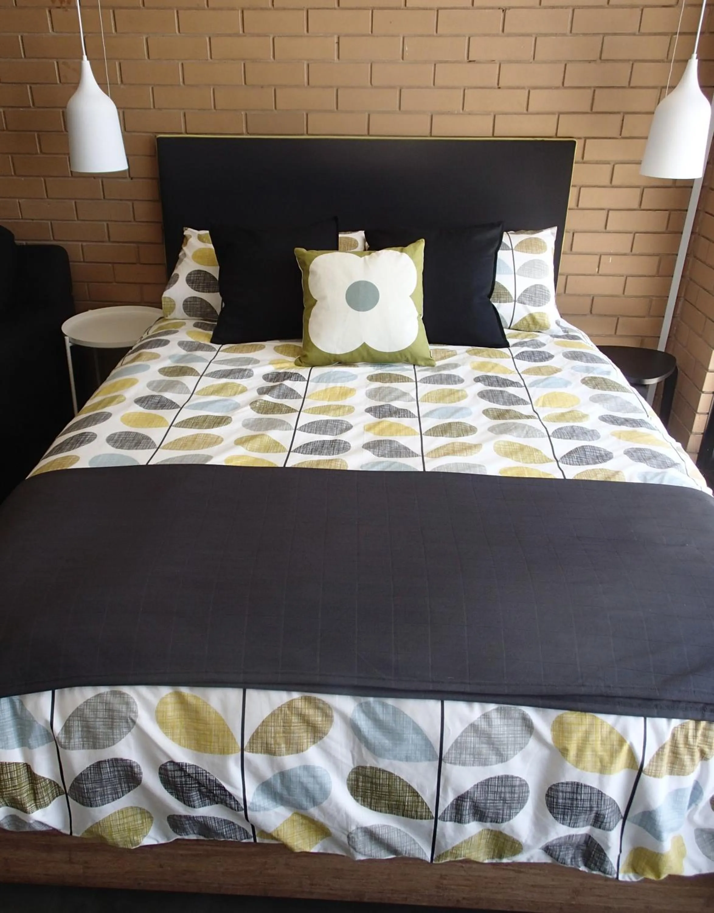 Bed in Wahgunyah Motel