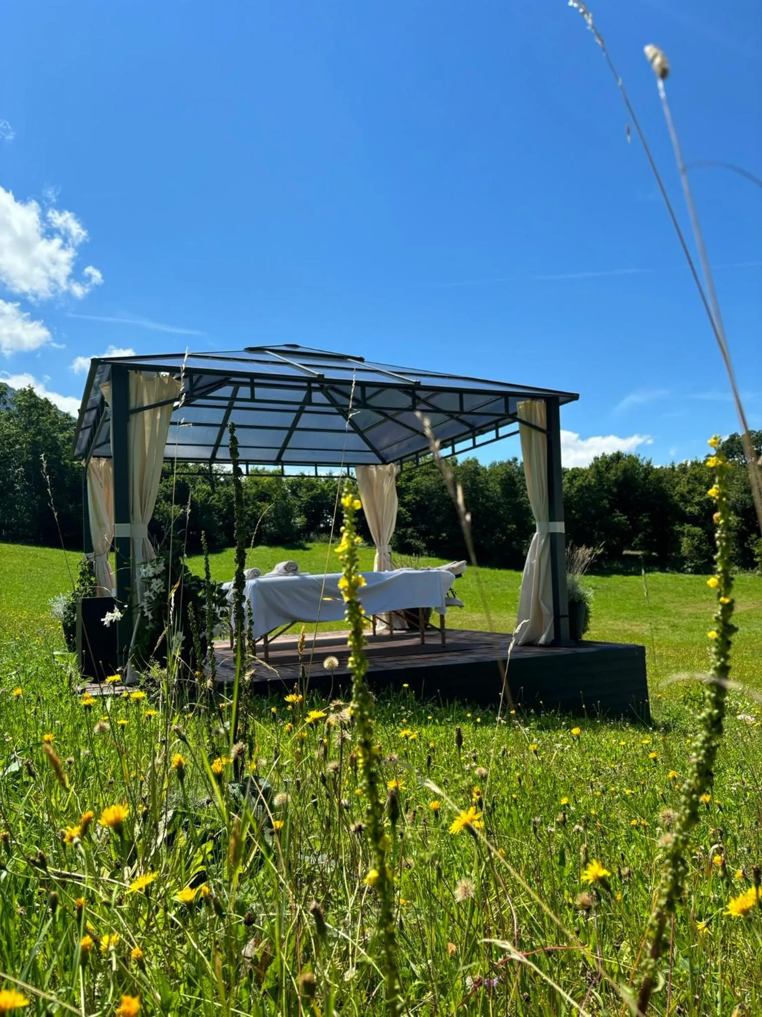 Garden in Klosterhof – Alpine Hideaway & Spa