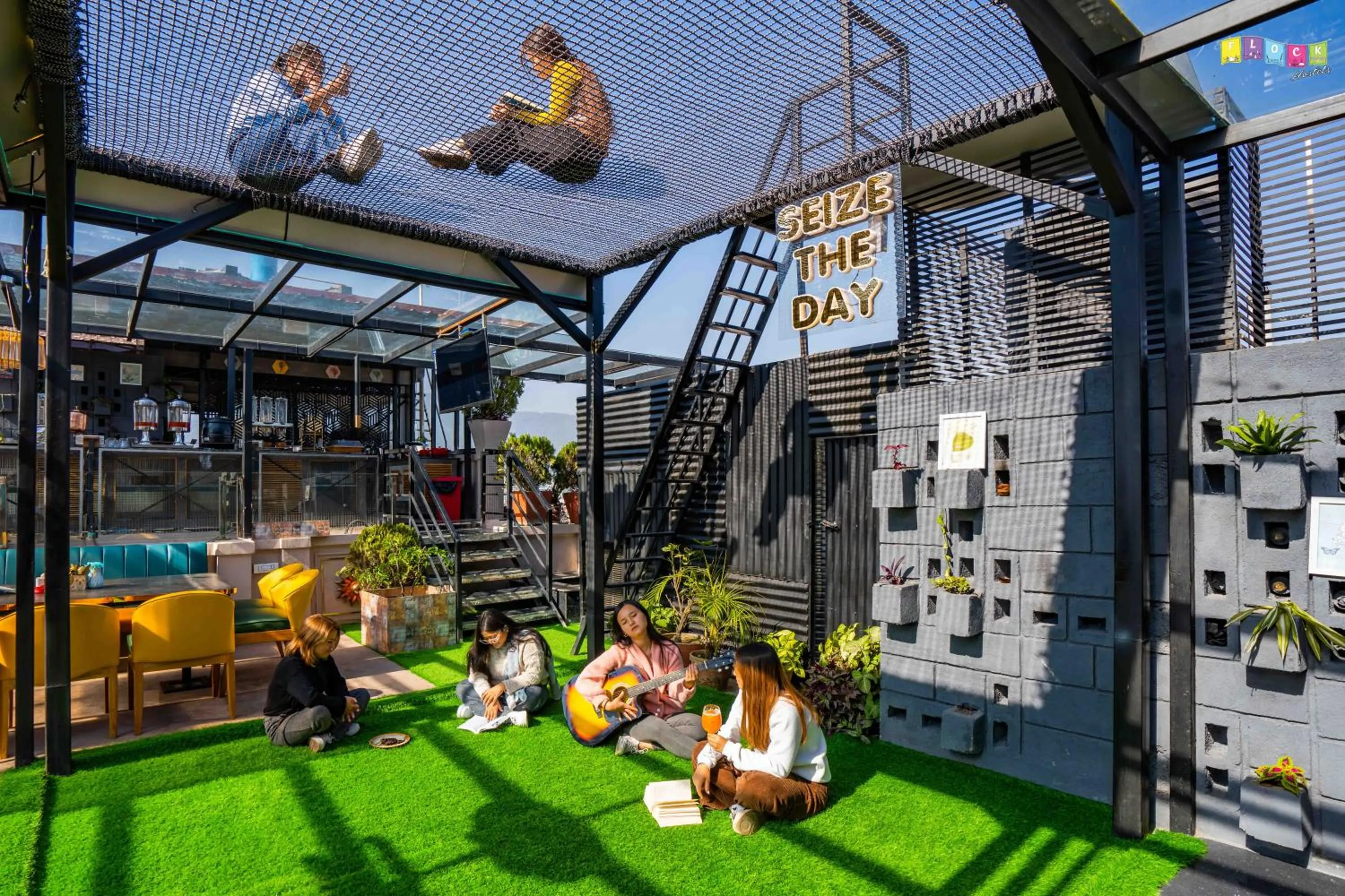 Restaurant/places to eat in Flock Kathmandu