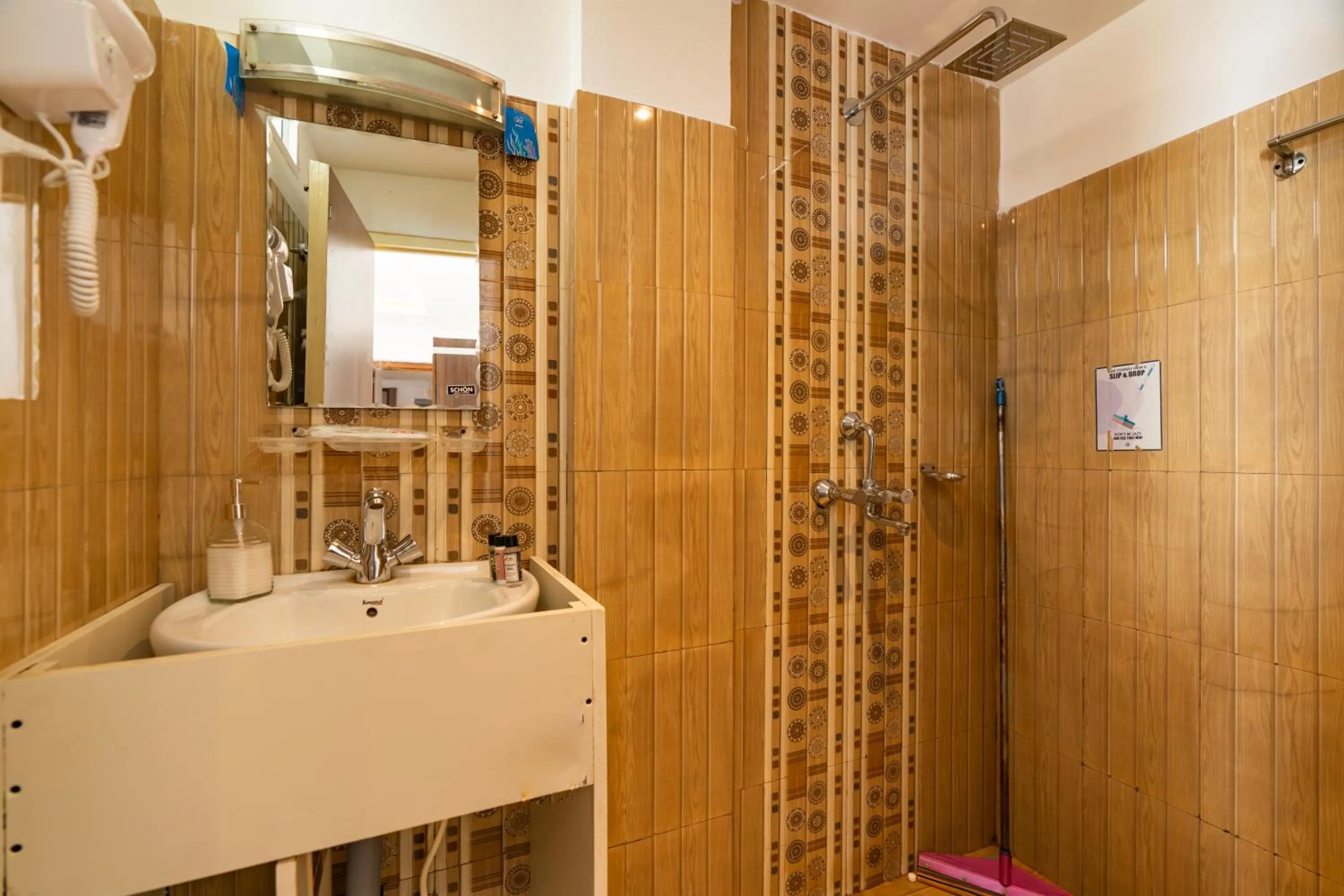 Bathroom in Flock Kathmandu