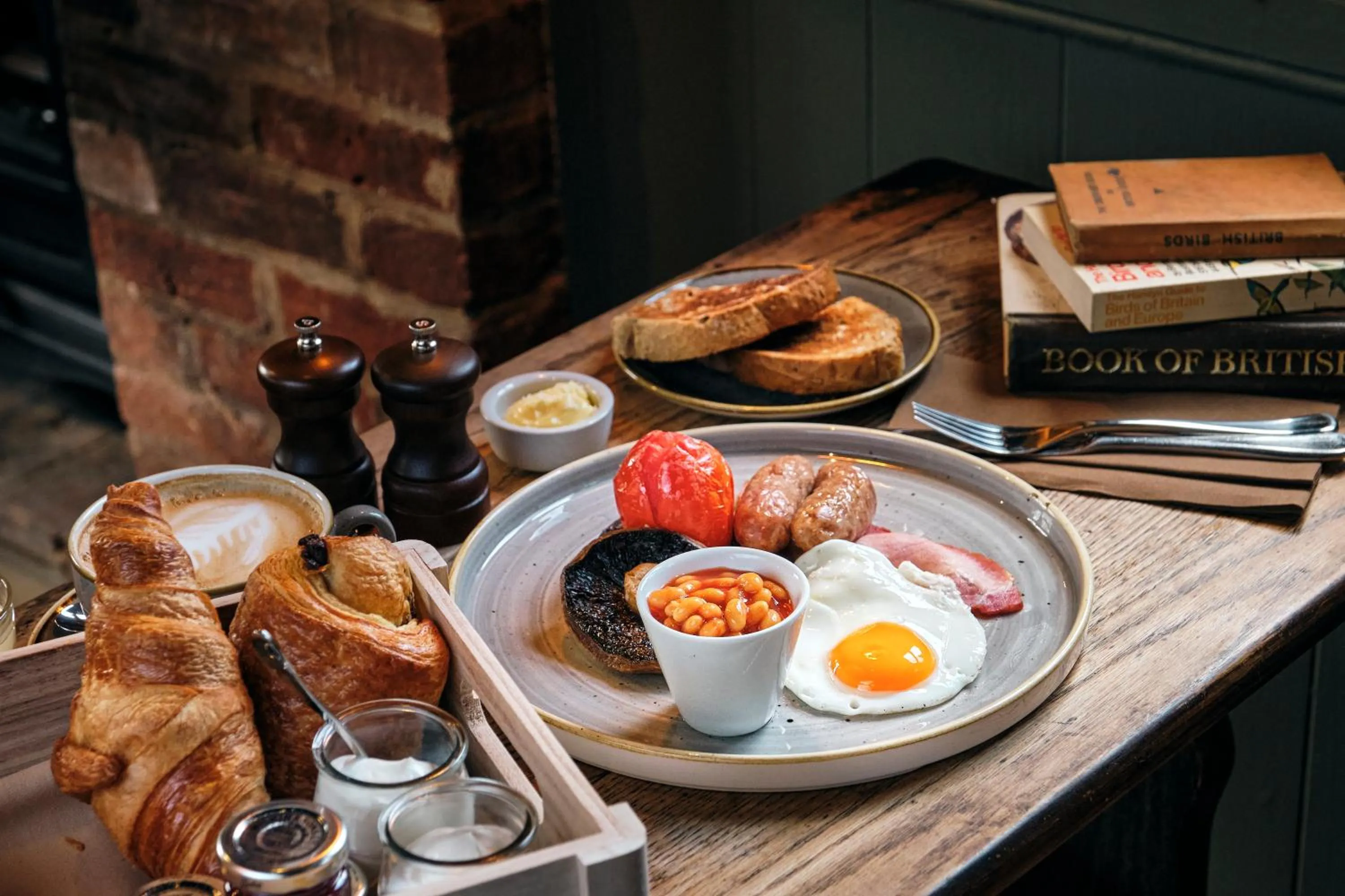 Food in The Three Blackbirds