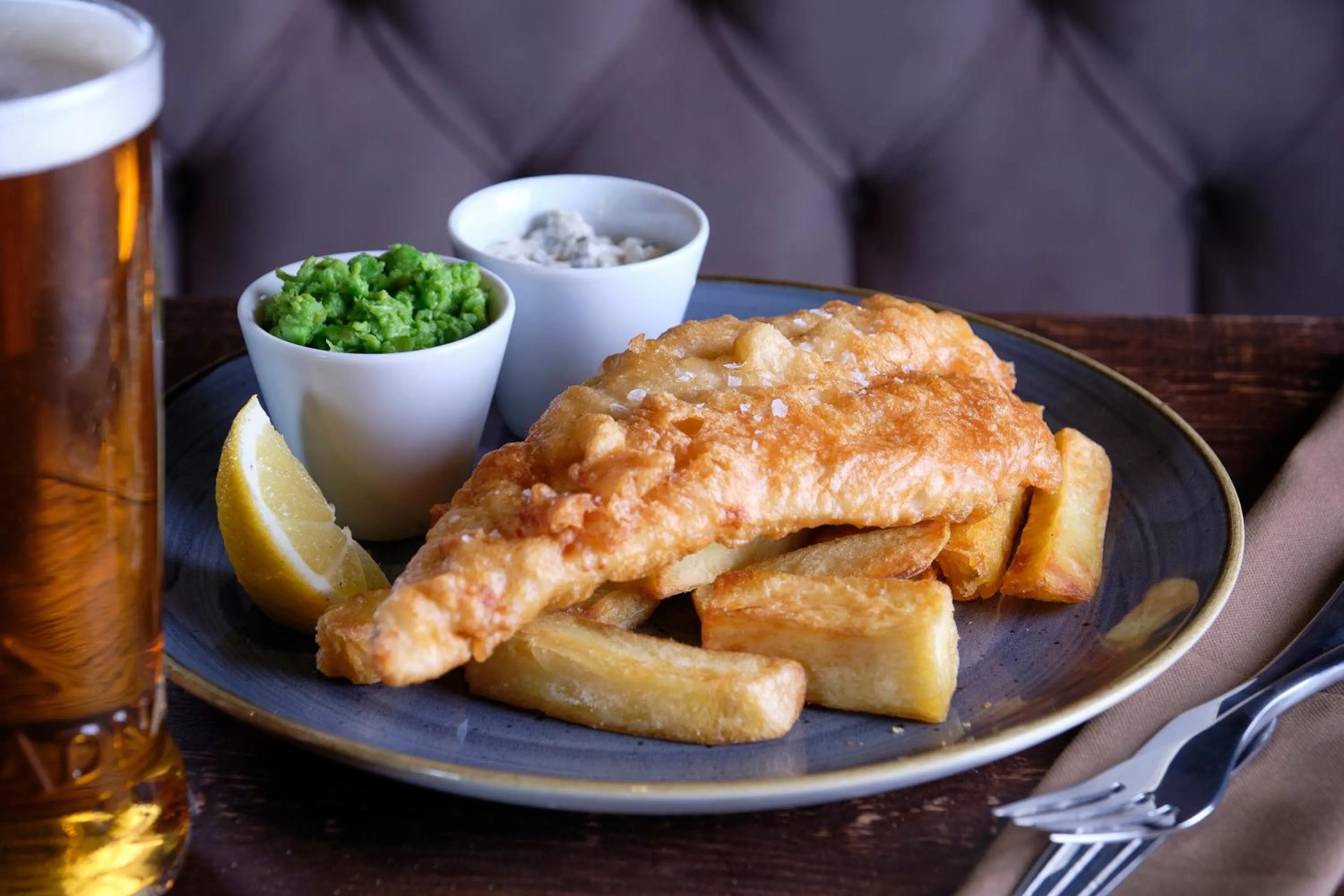 Food and drinks in The Three Blackbirds