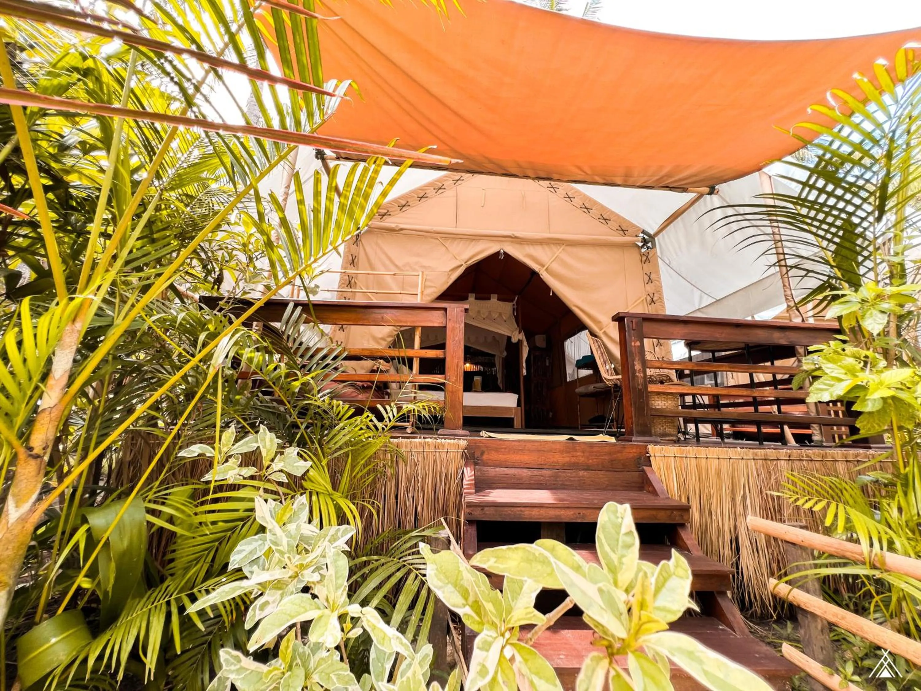 Patio in La Cocoteraie Ecolodge - Luxury Glamping Tents