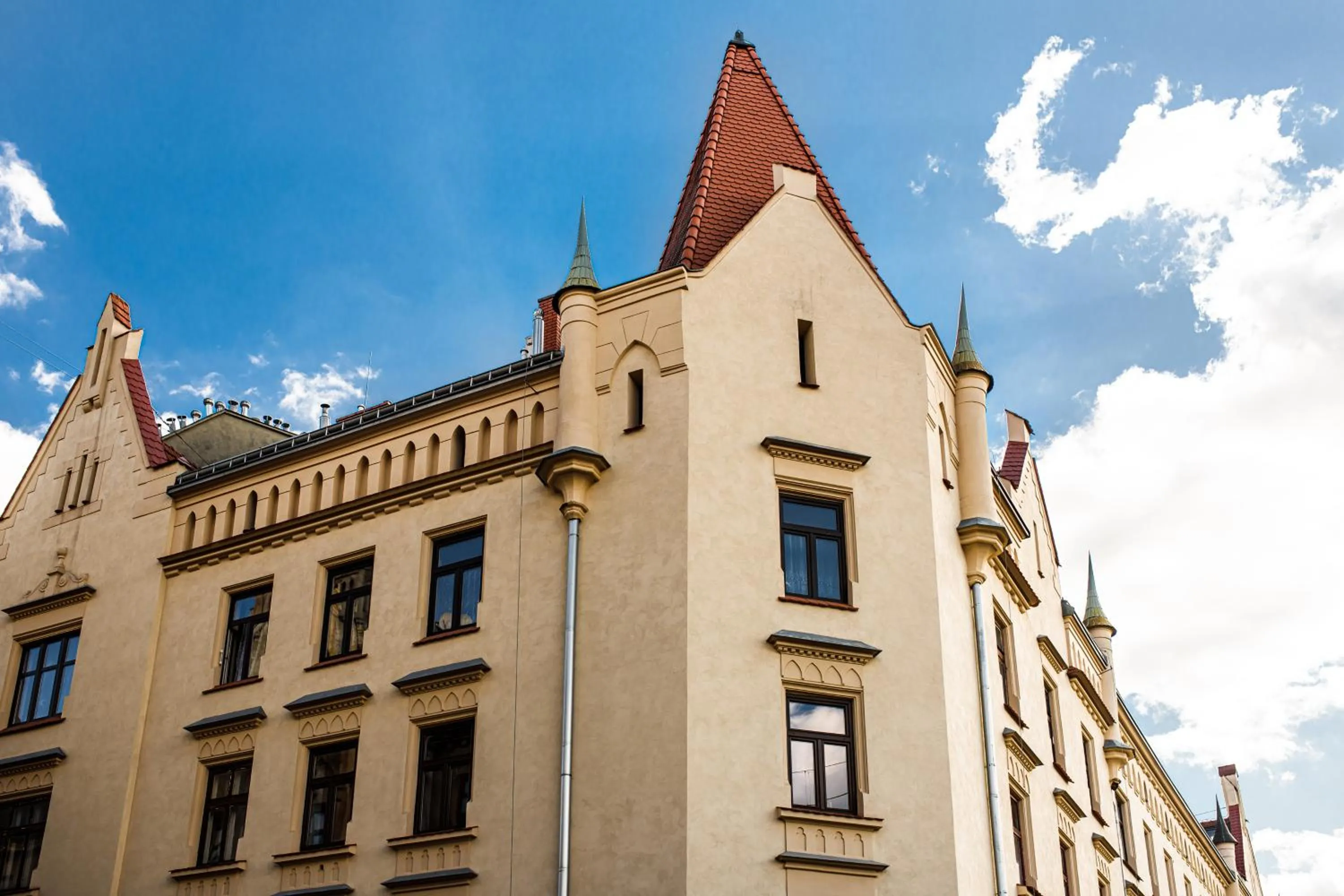 Property building in Native Apartments Blich 7