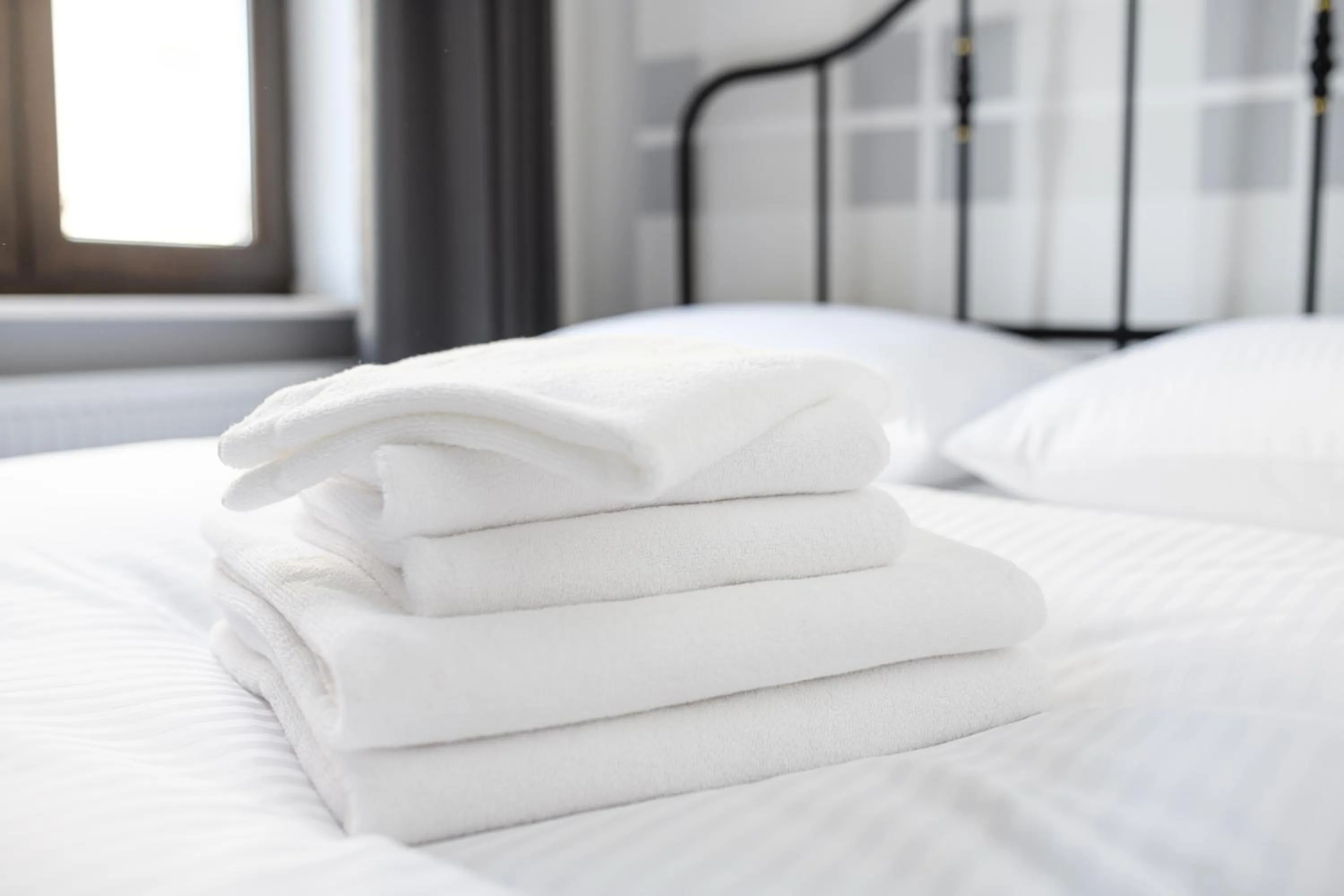 Bed in Native Apartments Blich 7