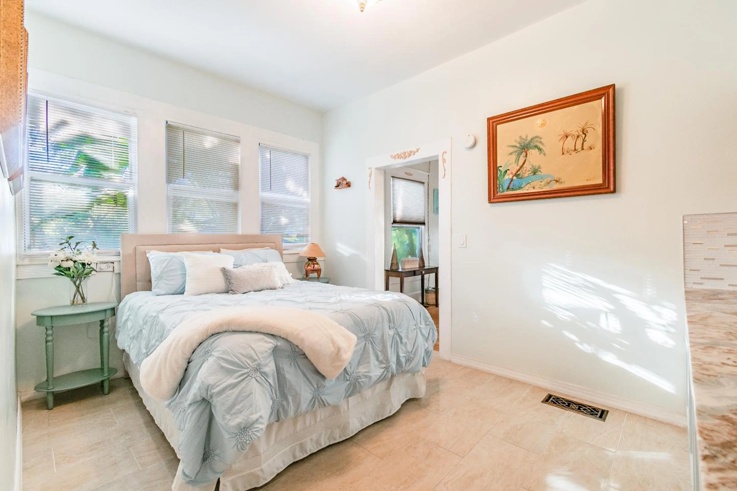 Bed in Manatee Palms